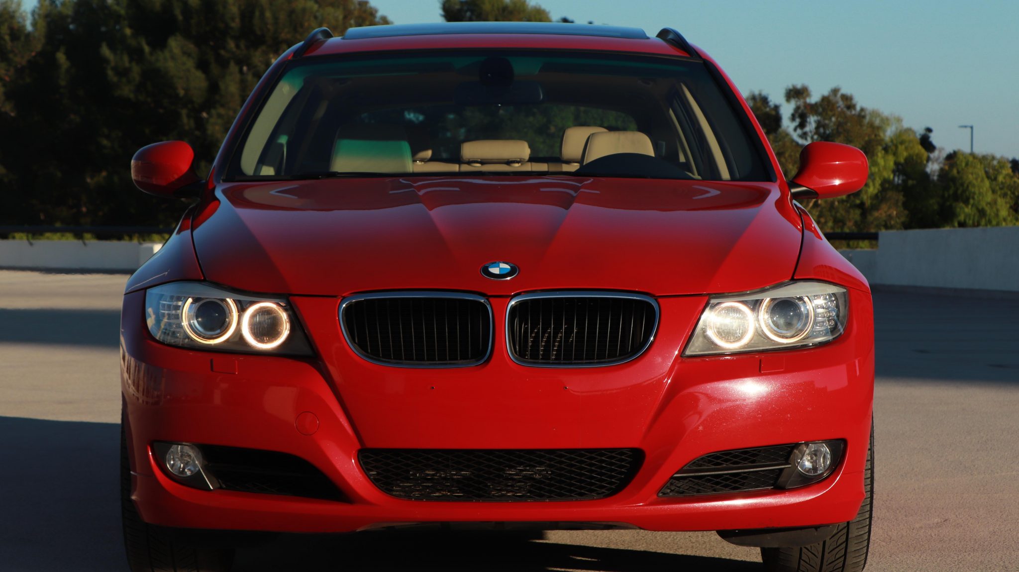 2011 BMW E91 3-Series Touring 