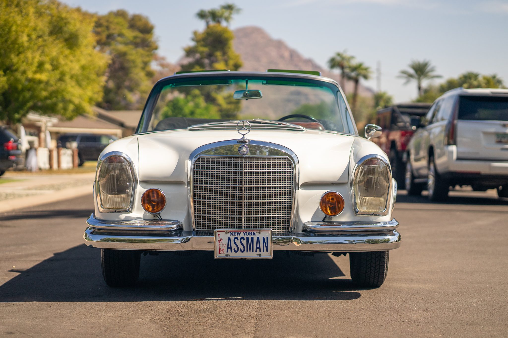 1963 Mercedes-Benz W111 Coupe & Cabriolet 
