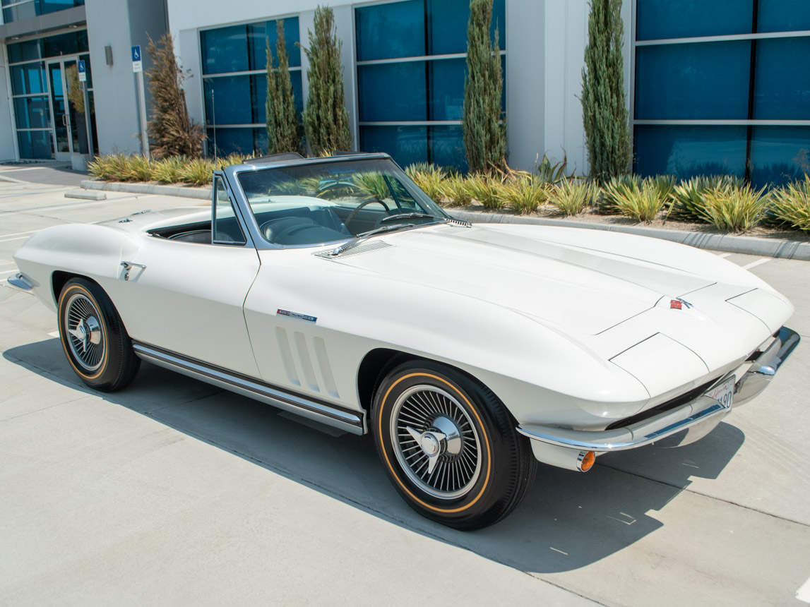 1965 Chevrolet Corvette C2 