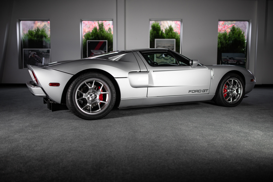 2005 Ford GT 1st Generation 