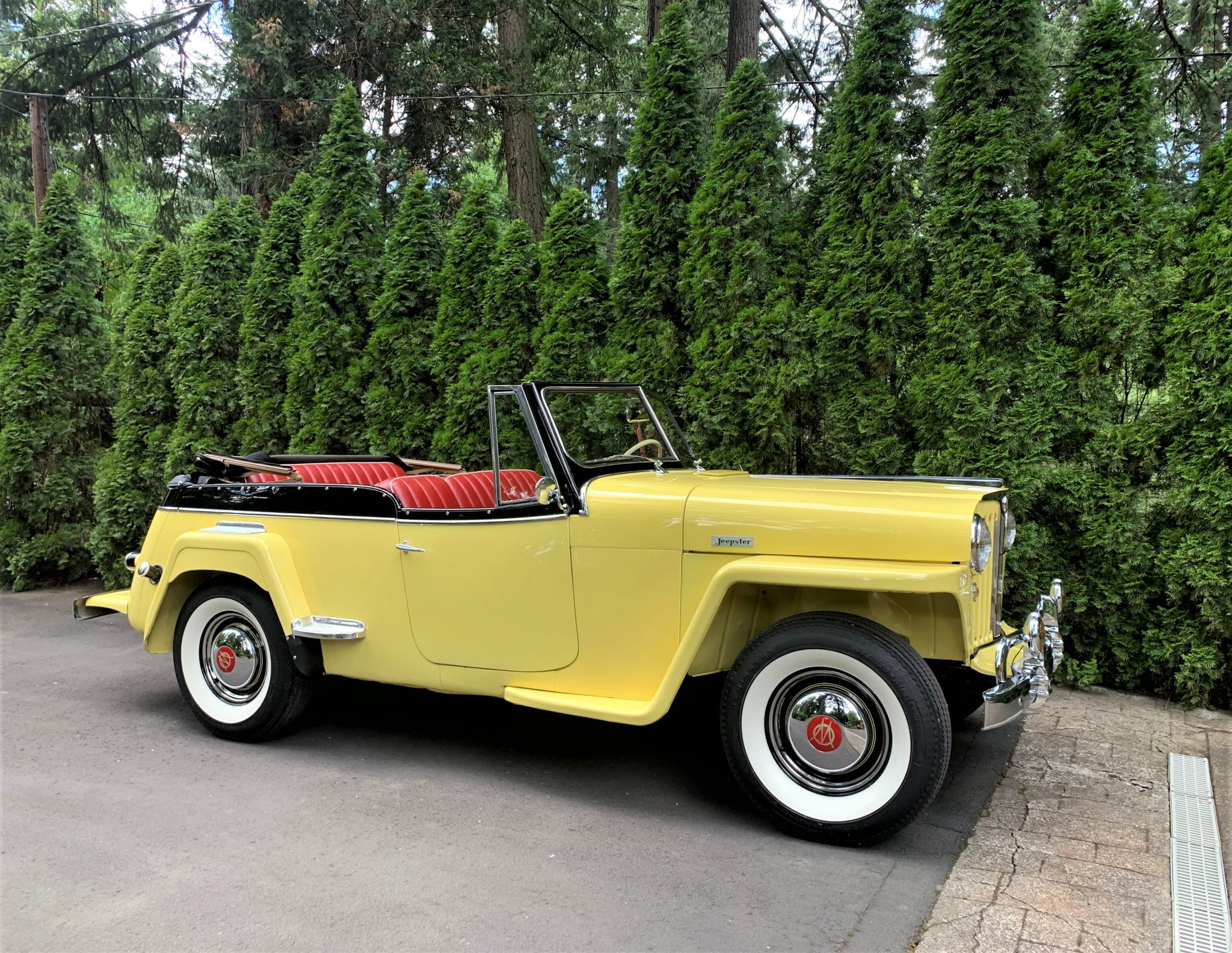 1949 Willys Jeepster 