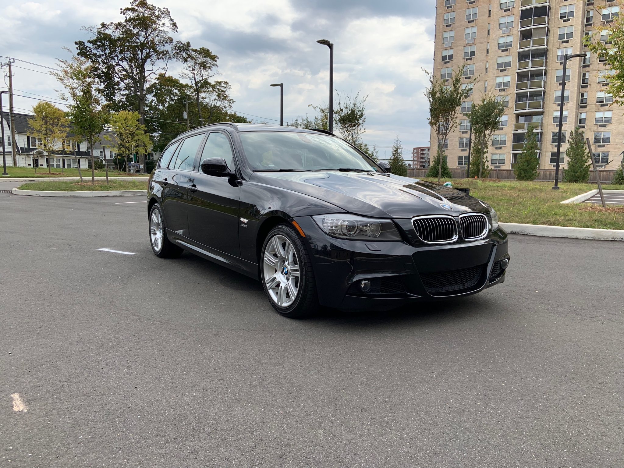 2011 BMW E91 3-Series Touring 