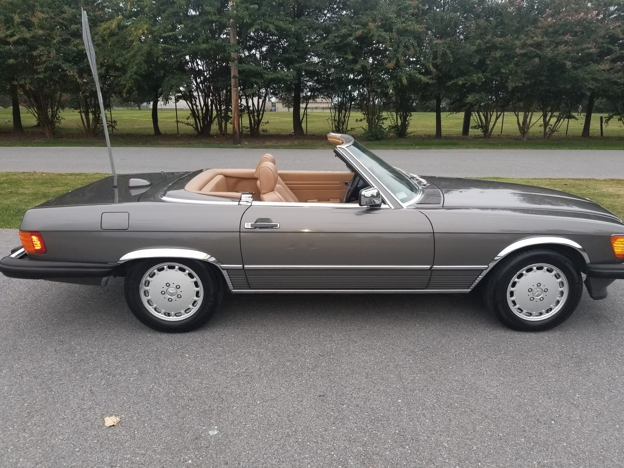 1986 Mercedes-Benz R107 SL 