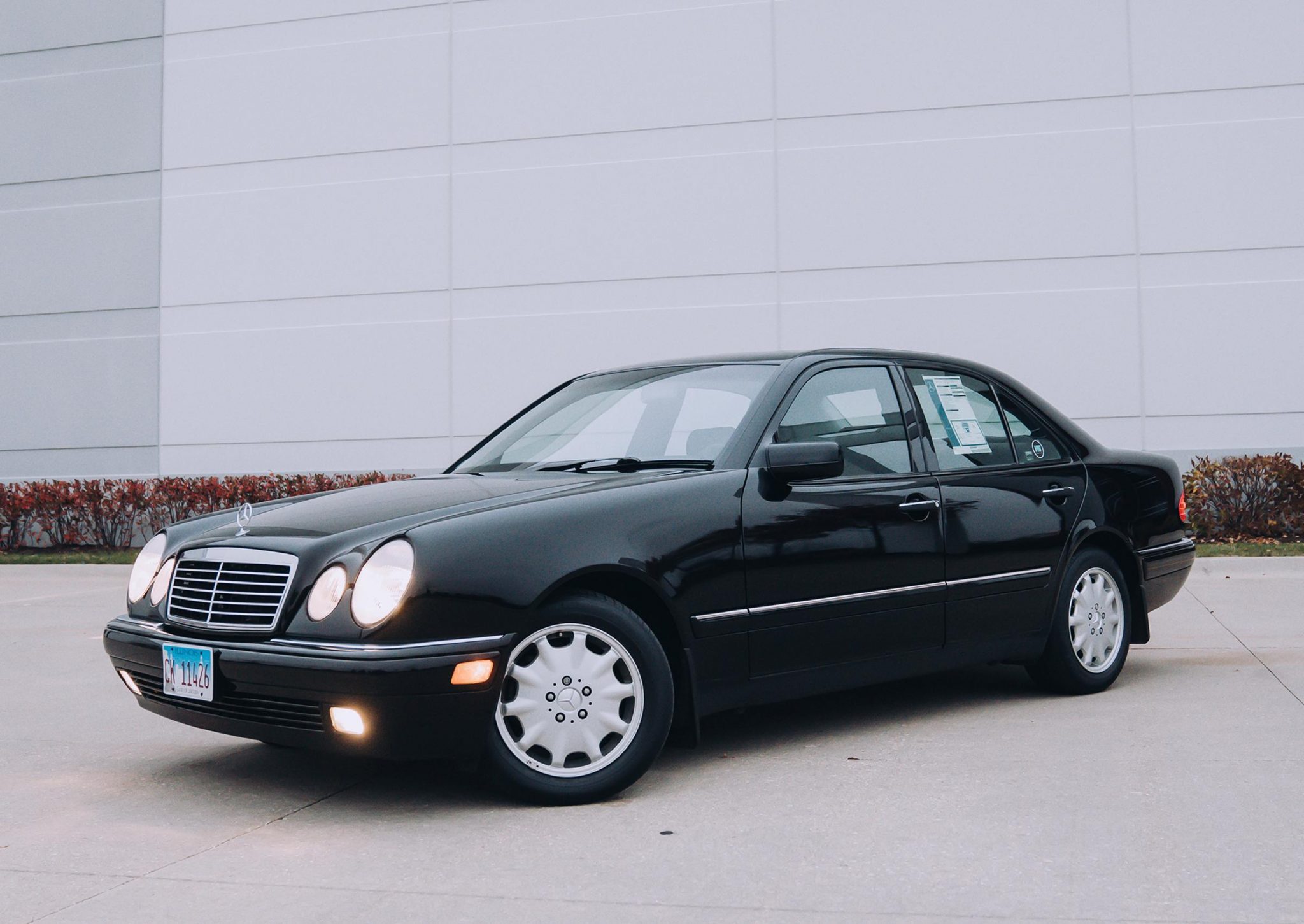 1999 Mercedes-Benz W210 E-Class 