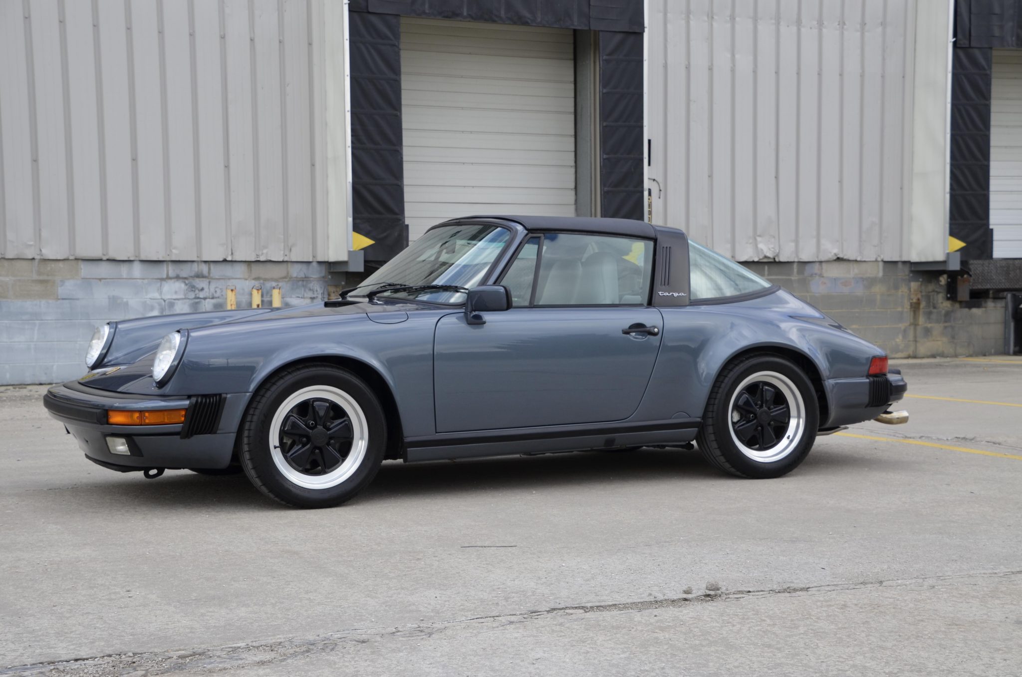 1988 Porsche 911 Carrera 3.2 