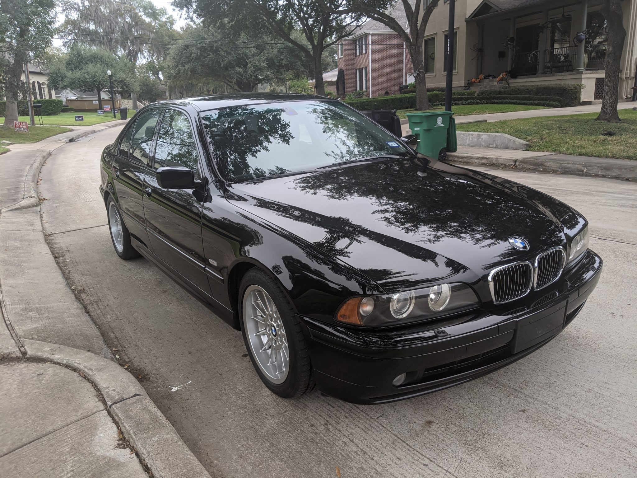 2001 BMW E39 5-Series 