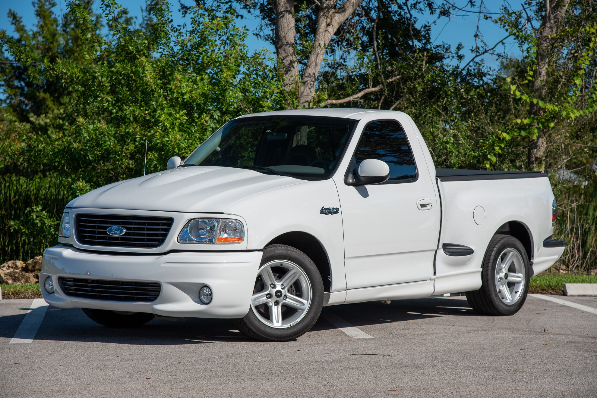 2003 Ford F-150 SVT Lightning 