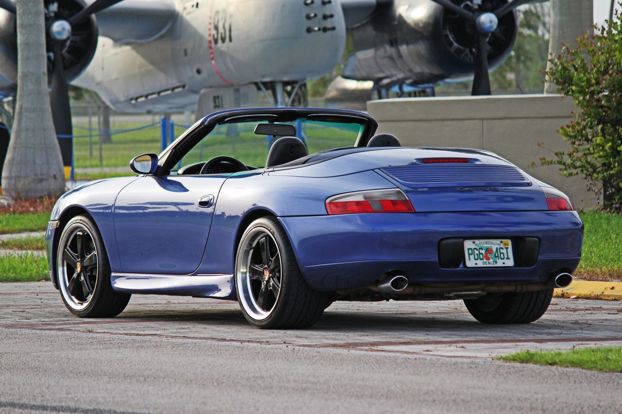 2000 Porsche 996 911 (Non-Turbo/GT2/GT3) 