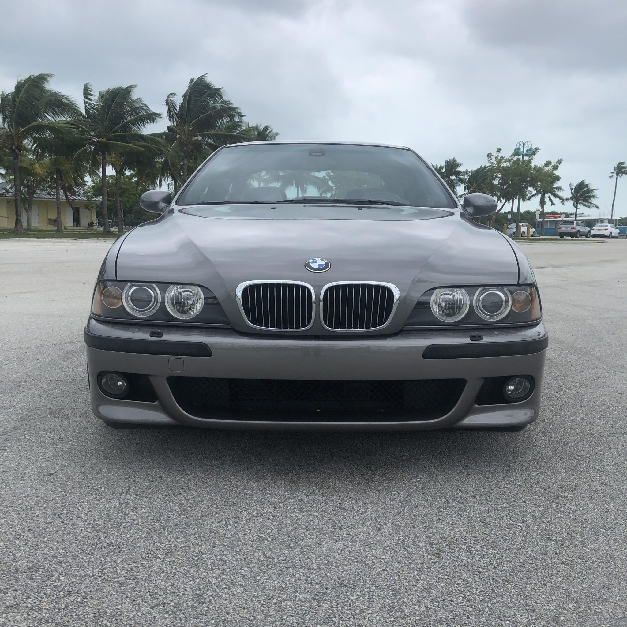 2003 BMW E39 M5 