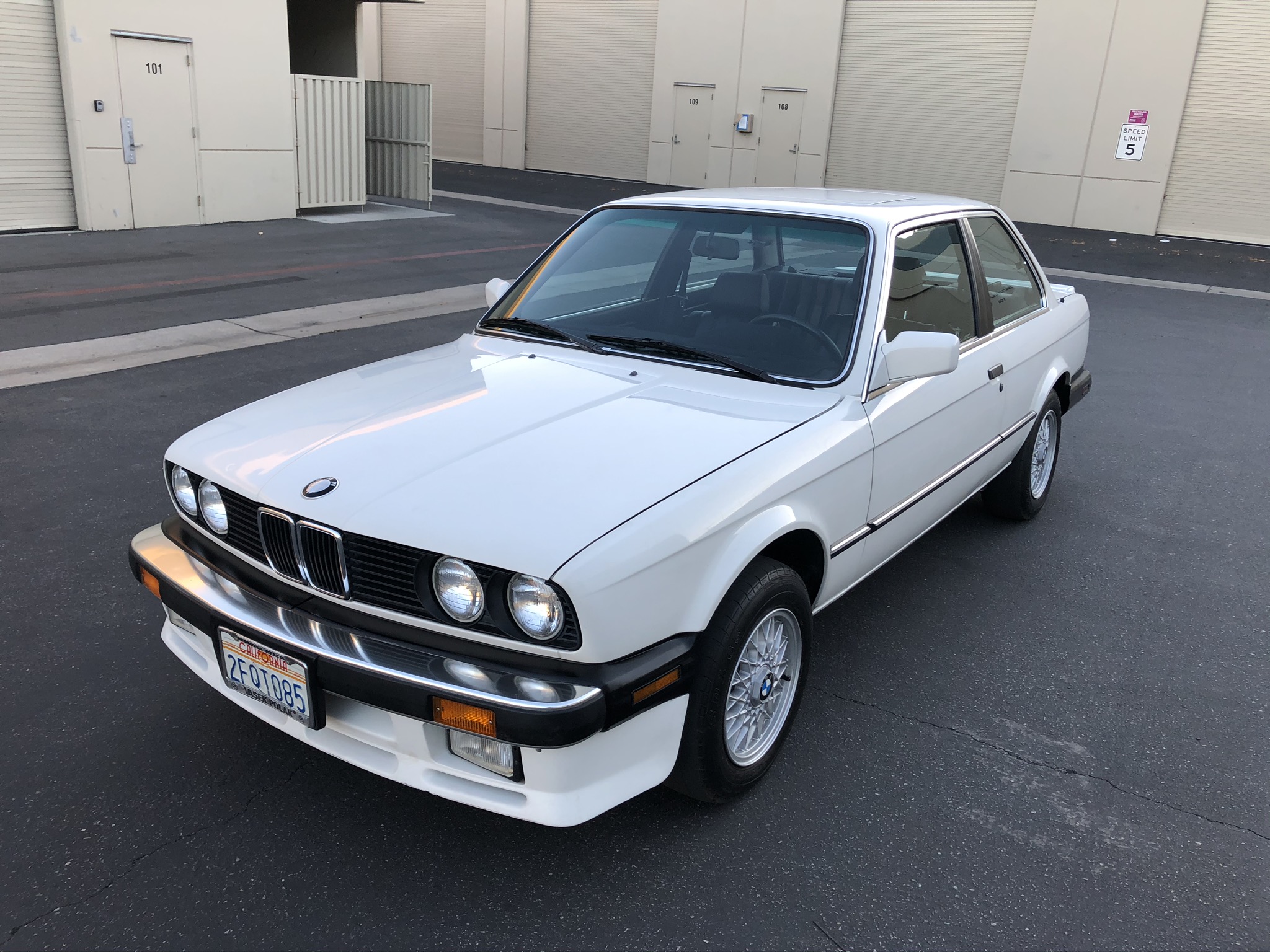 1987 BMW E30 3-Series Coupe 
