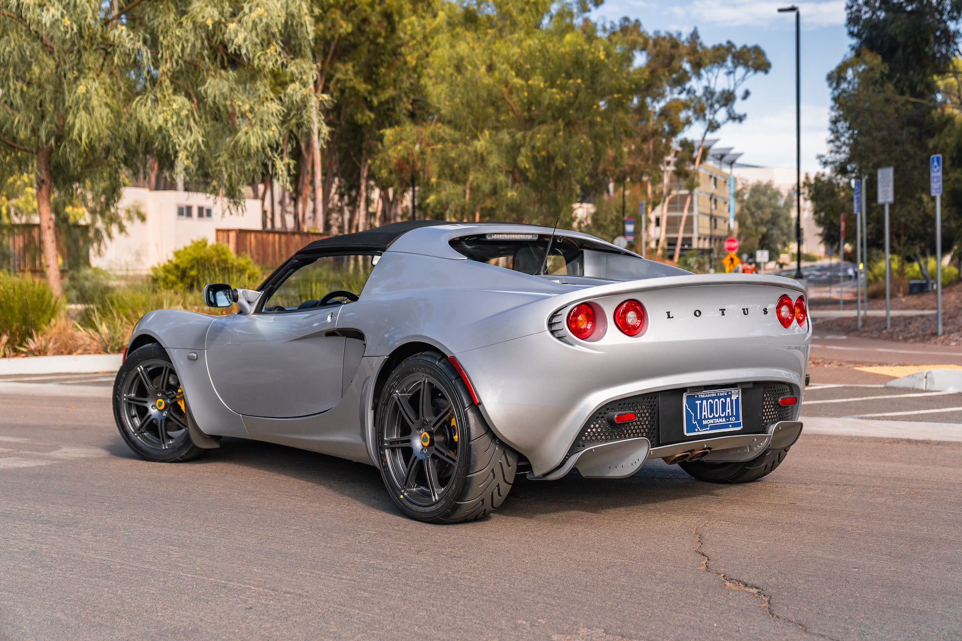 2005 Lotus Elise 