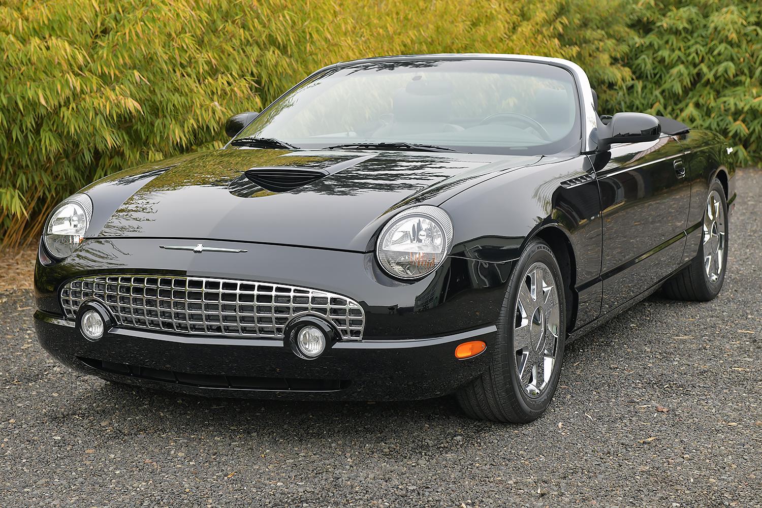 2002 Ford Thunderbird (2002-2005) 