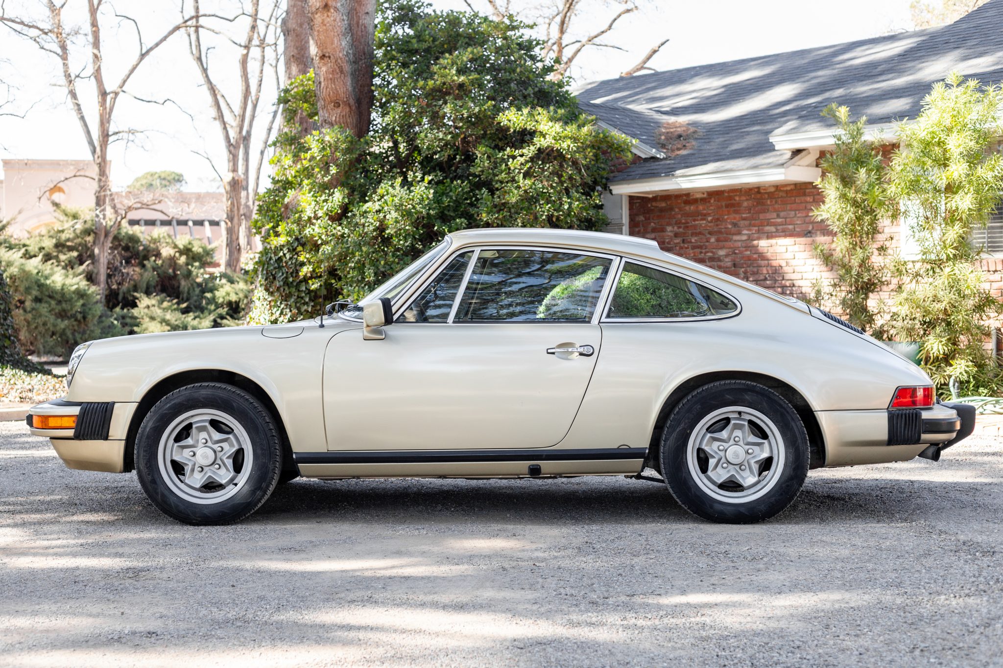 1976 Porsche 911 1974-1977 