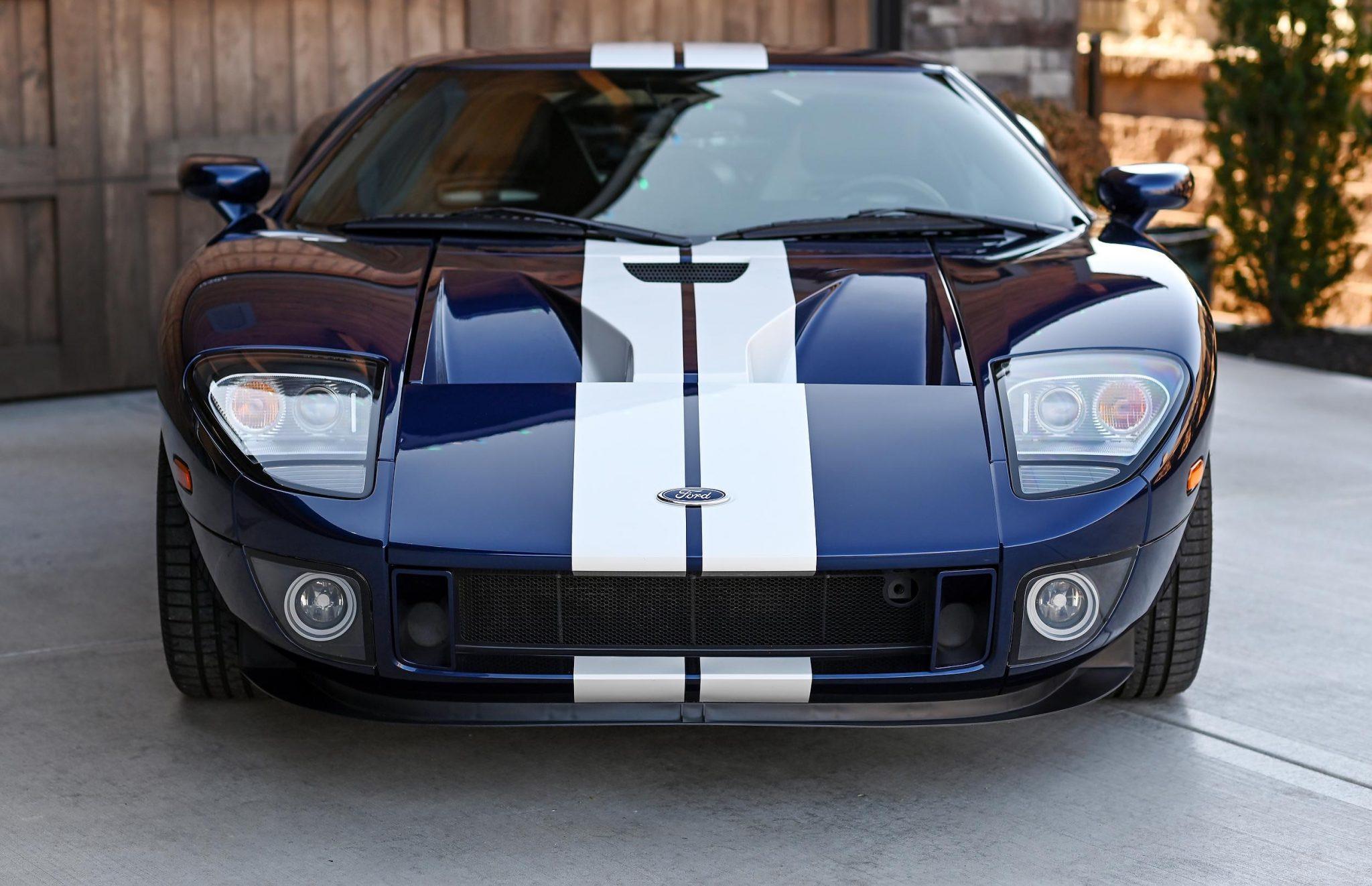 2005 Ford GT 1st Generation 