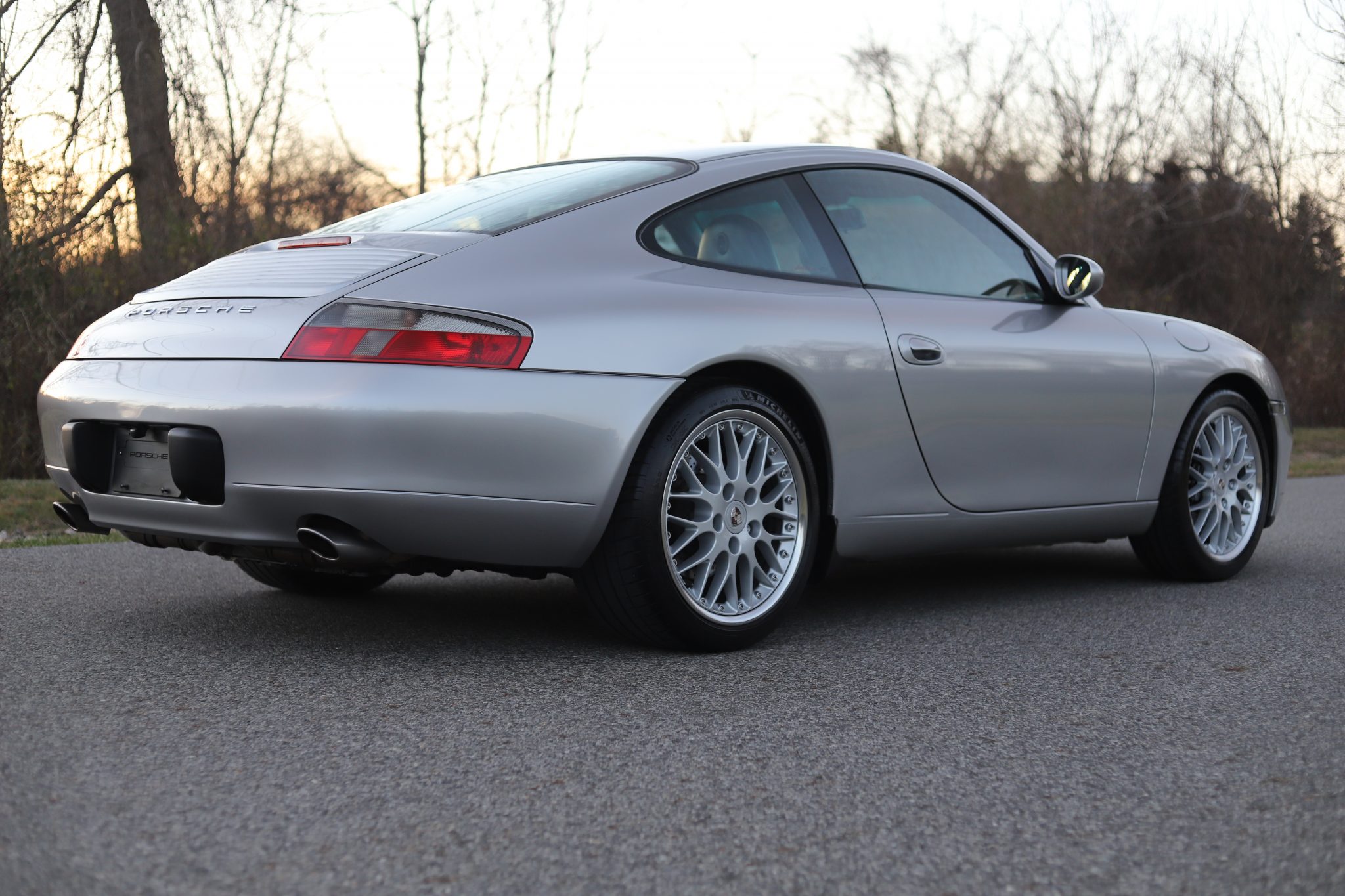 2001 Porsche 996 911 (Non-Turbo/GT2/GT3) 