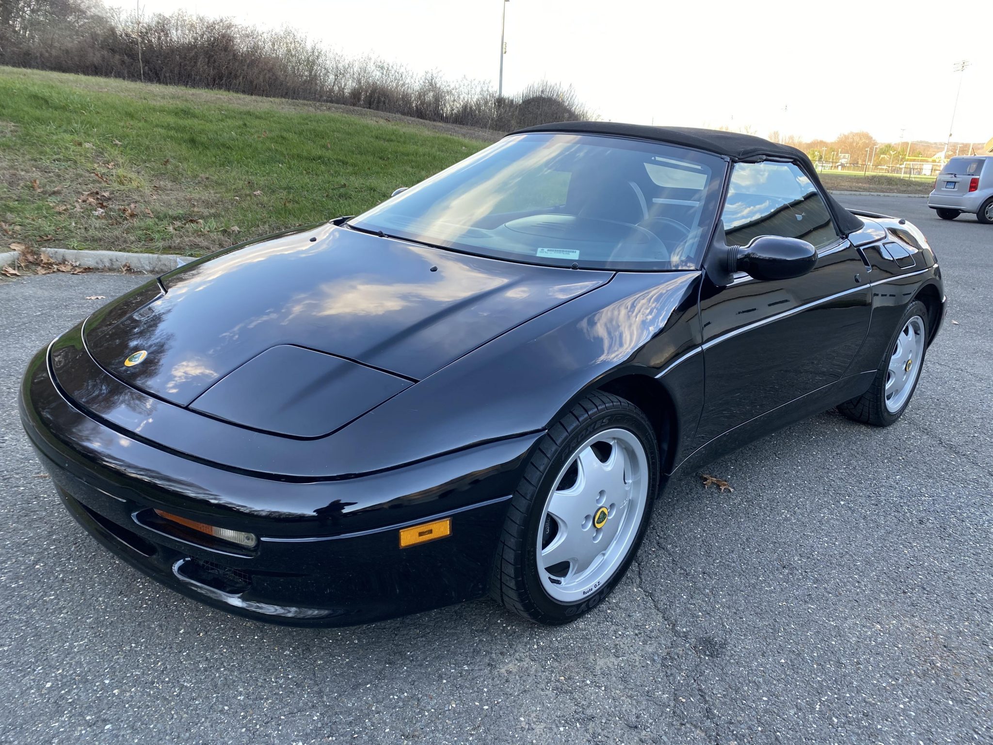 1991 Lotus Elan M100 