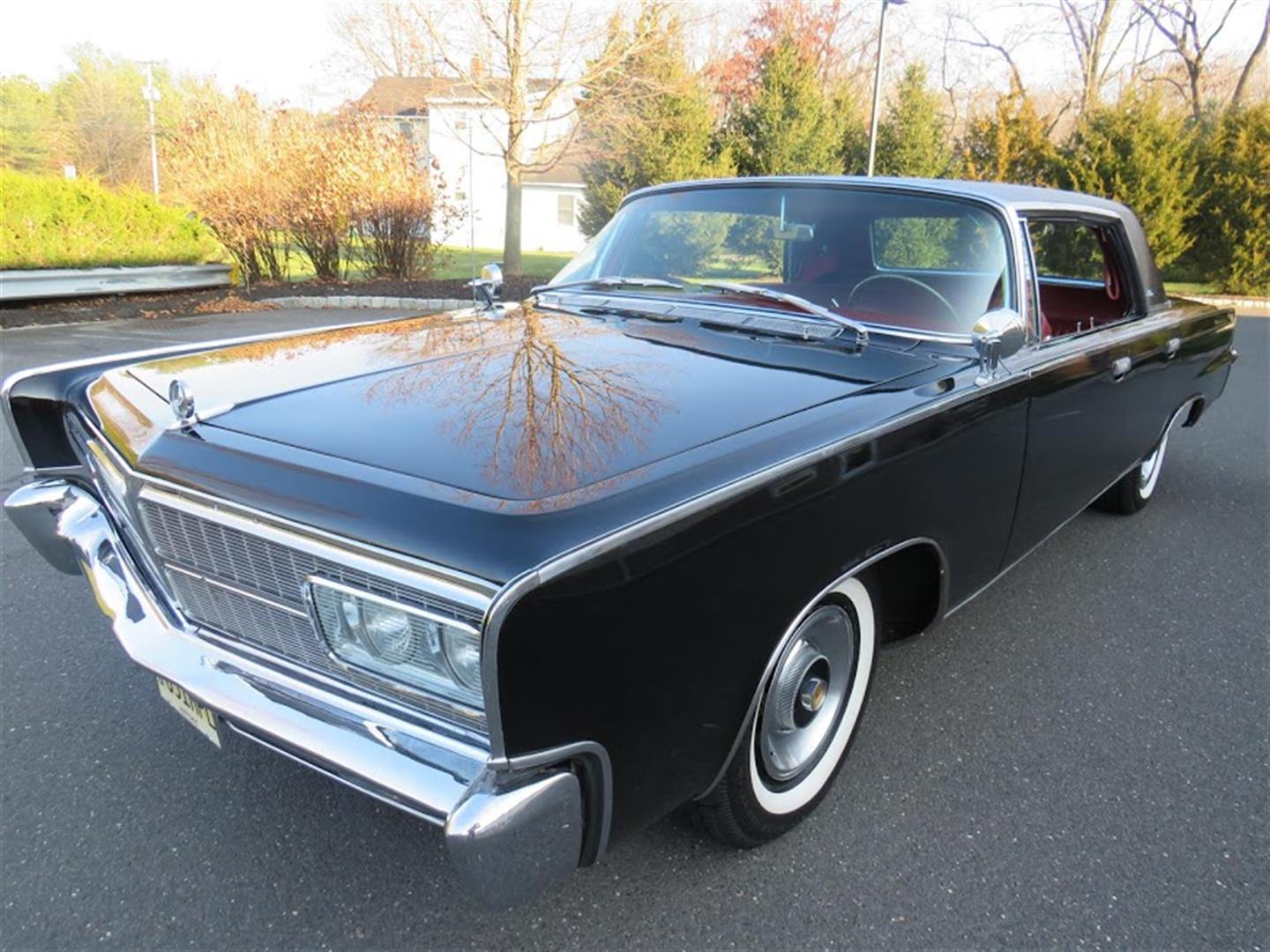 1965 Chrysler Imperial 