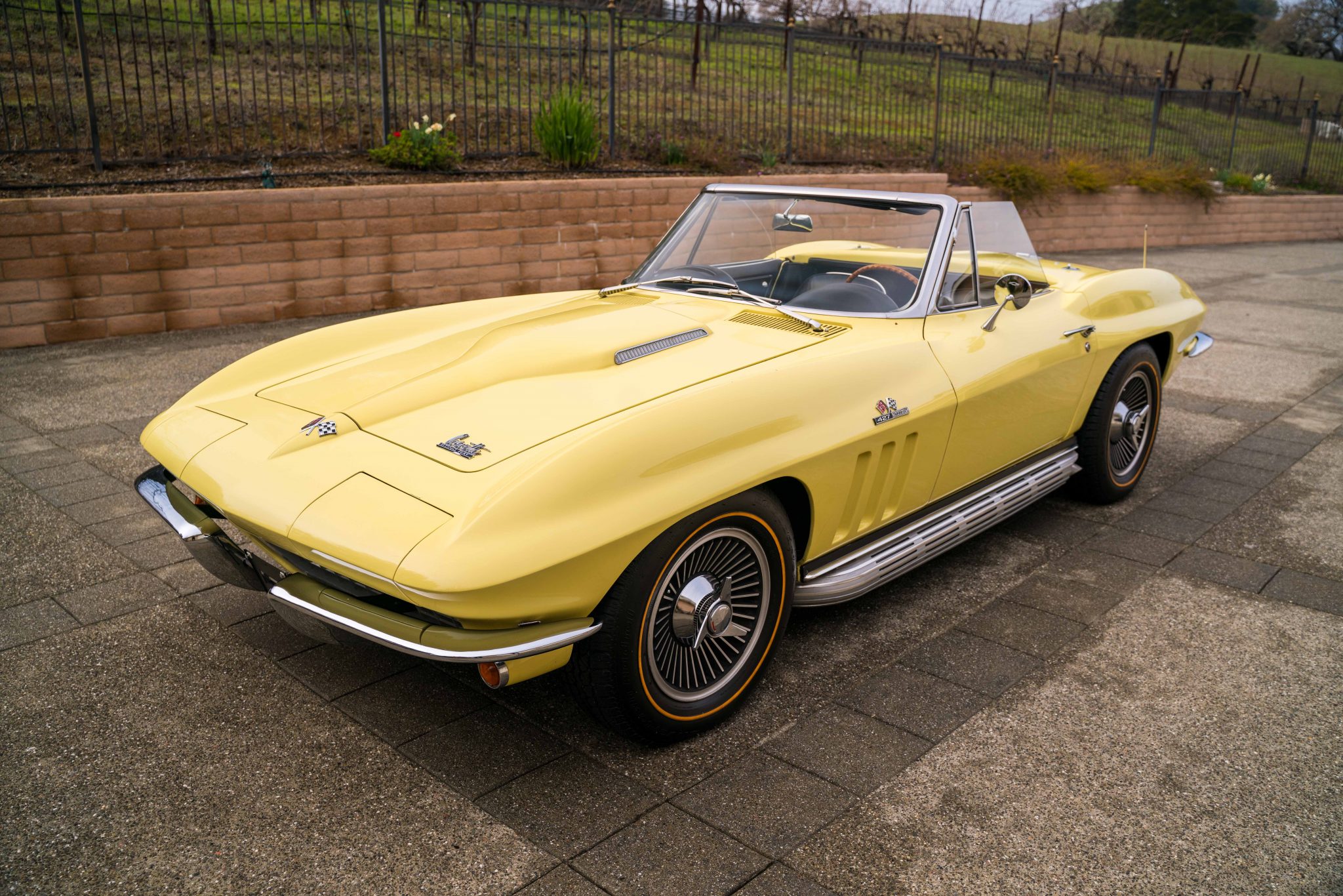 1966 Chevrolet Corvette C2 