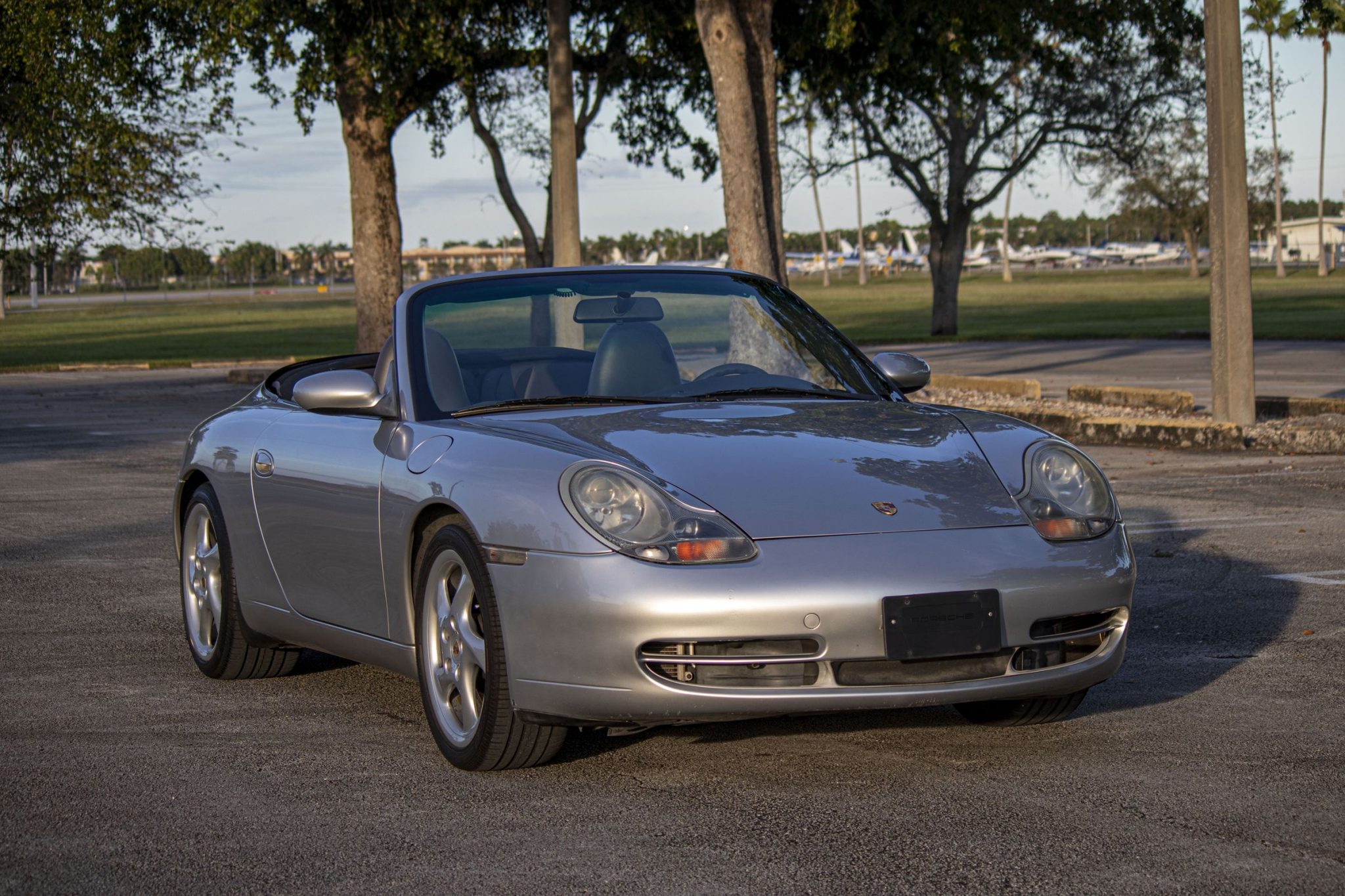 2000 Porsche 996 911 (Non-Turbo/GT2/GT3) 
