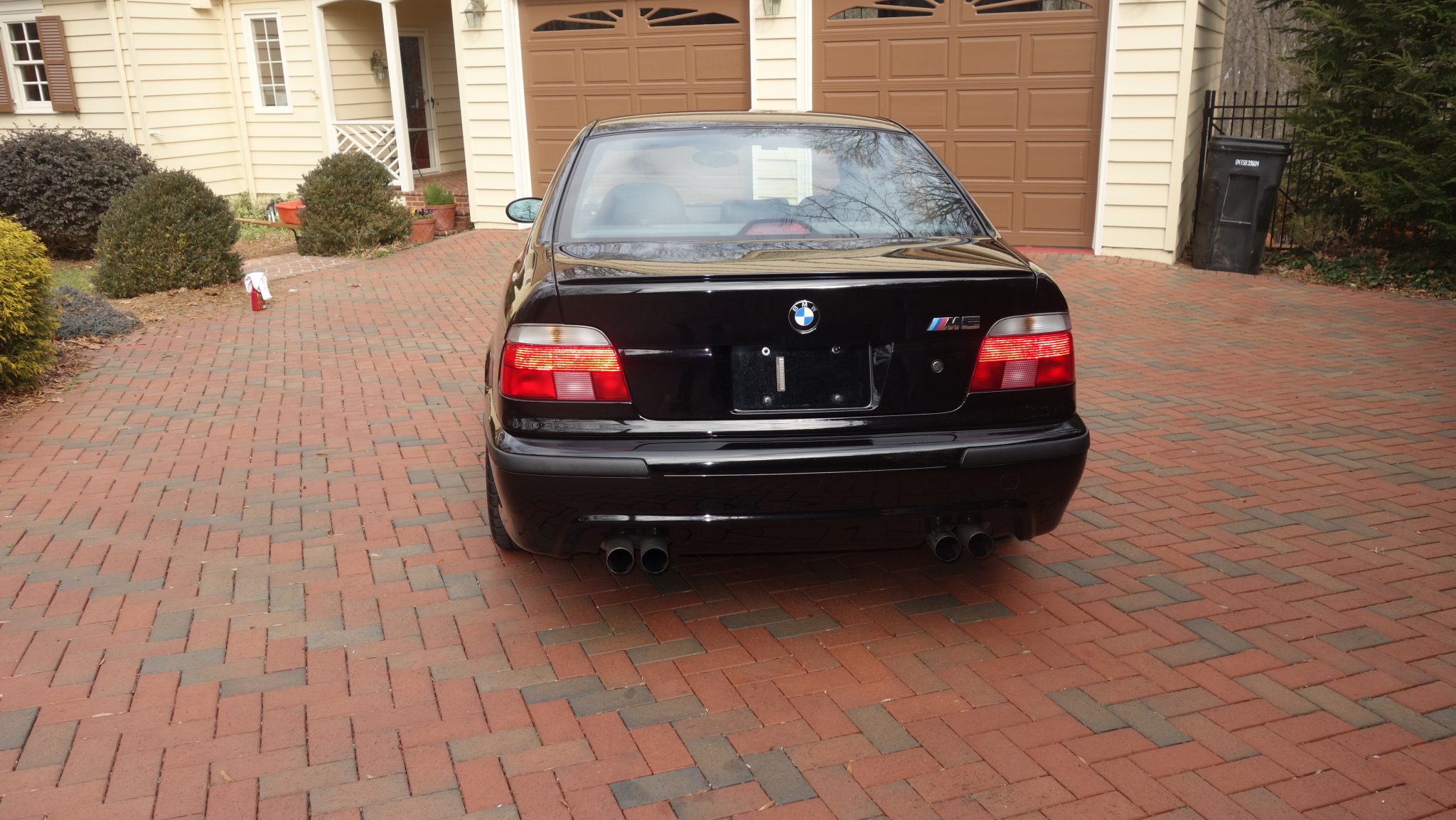 2000 BMW E39 M5 
