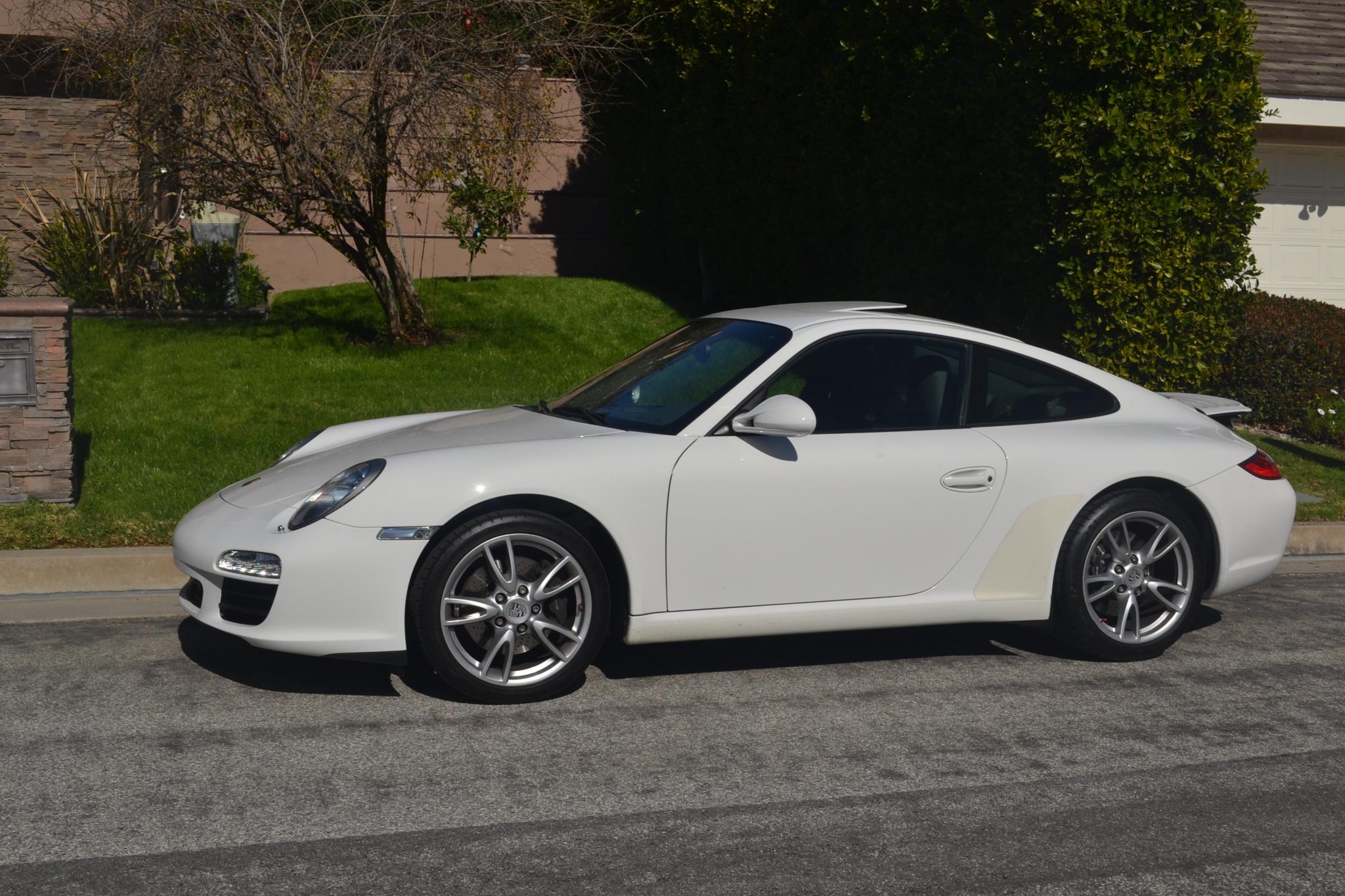 2009 Porsche 997 911 (Non-Turbo/GT2/GT3) 