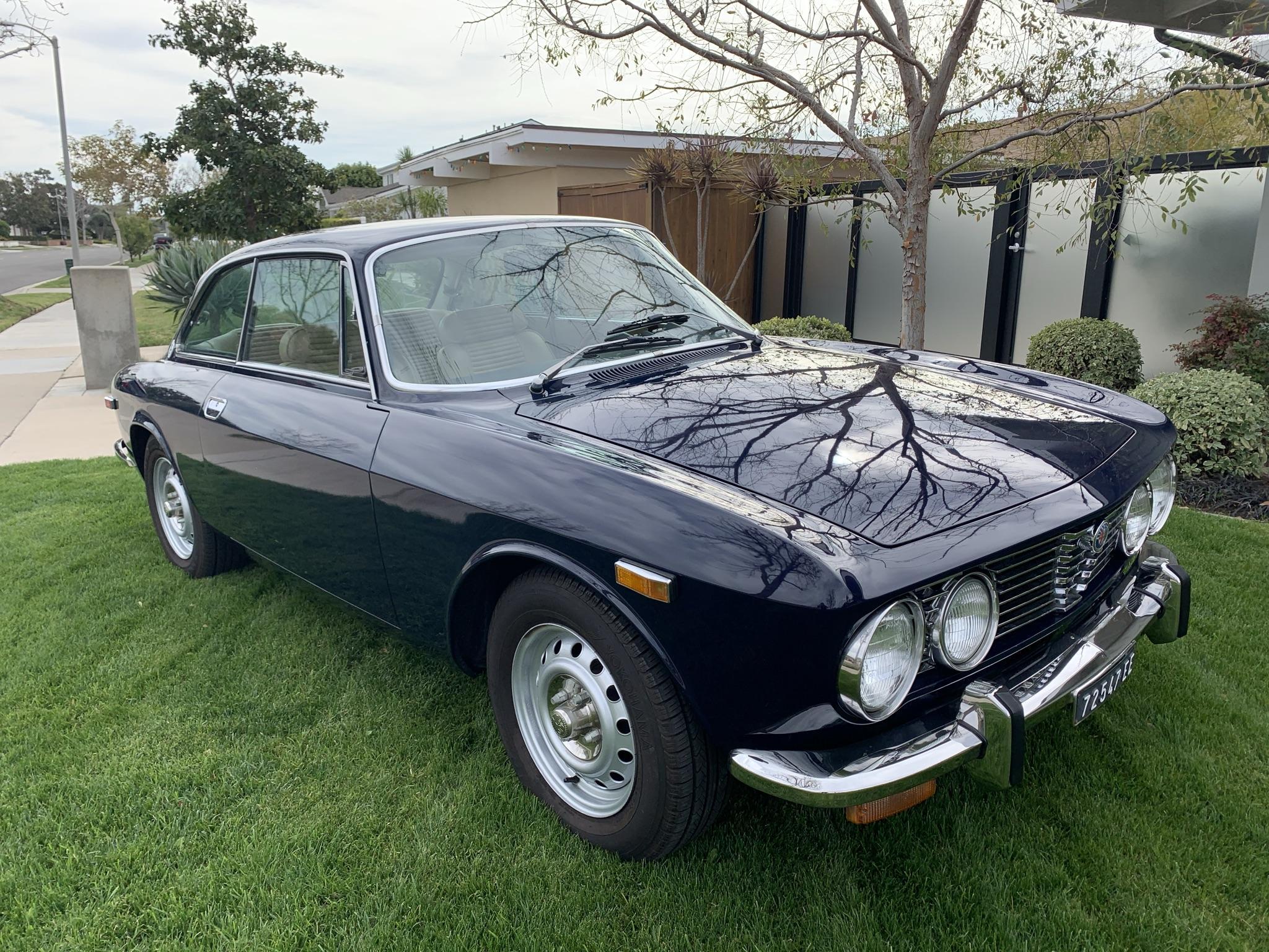1974 Alfa Romeo 105/115 Series Coupe 