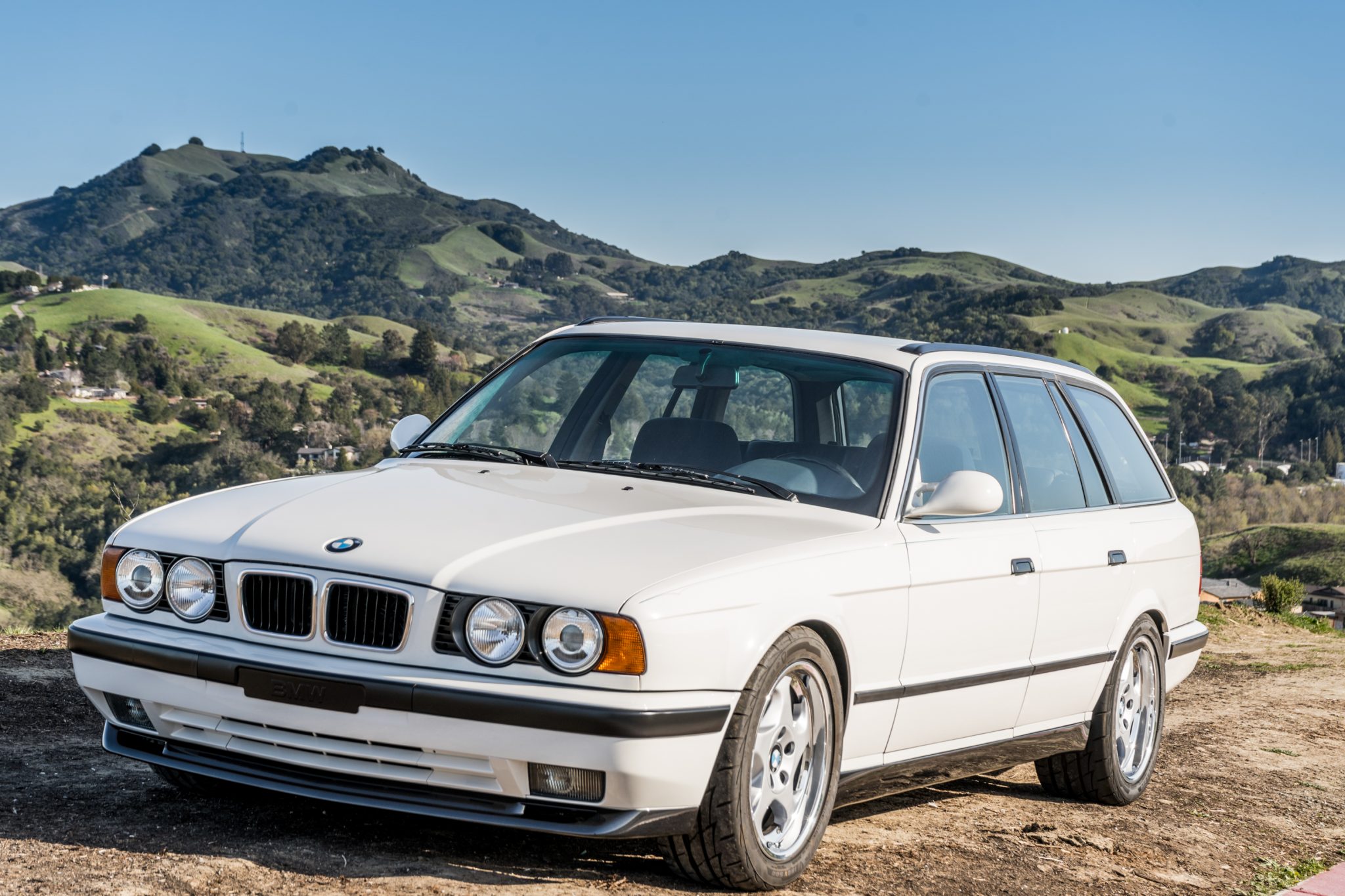 1994 BMW E34 5-Series 