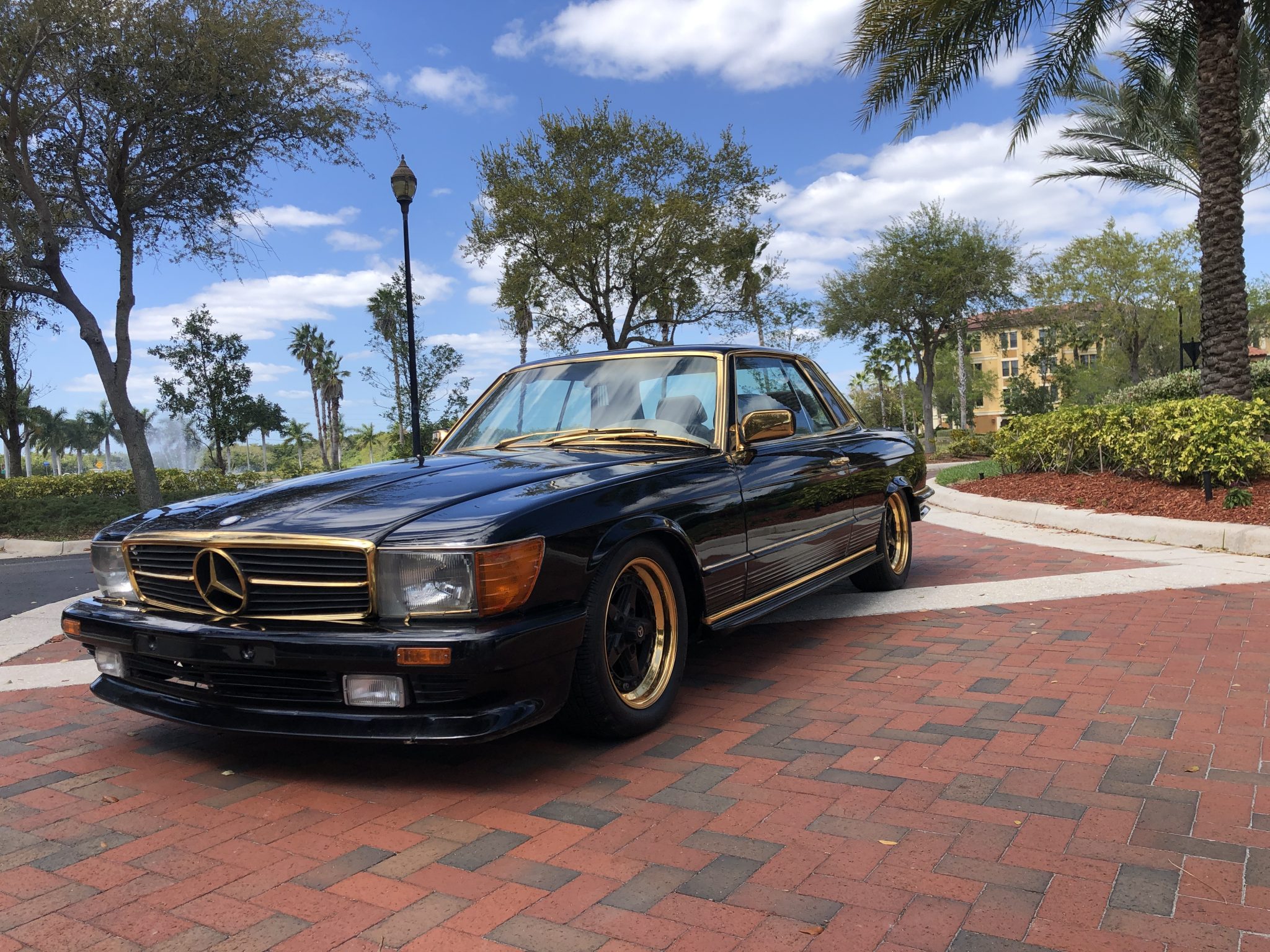 1977 Mercedes-Benz C107 SLC 