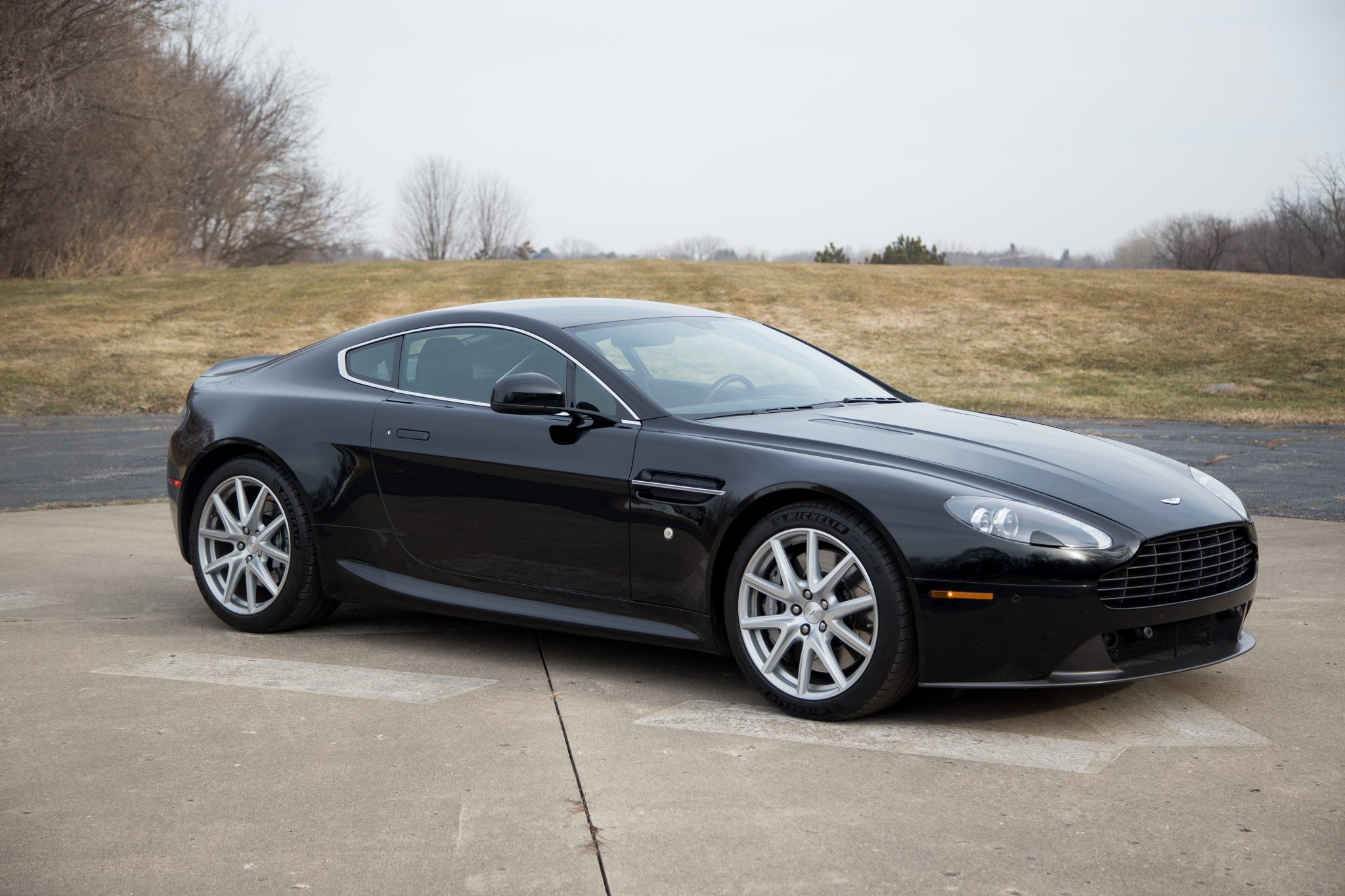 2013 Aston Martin V8 Vantage (2006+) 
