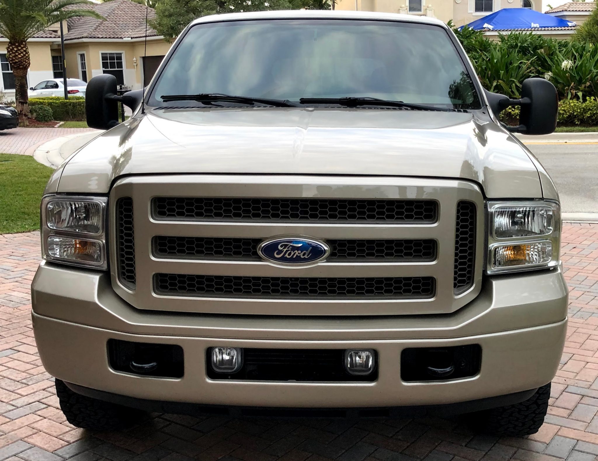 2005 Ford Excursion 