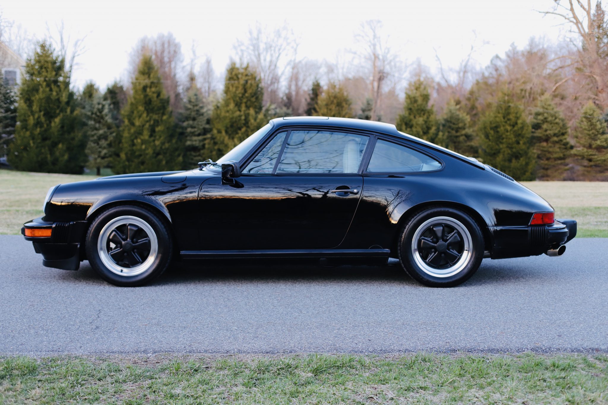 1988 Porsche 911 Carrera 3.2 