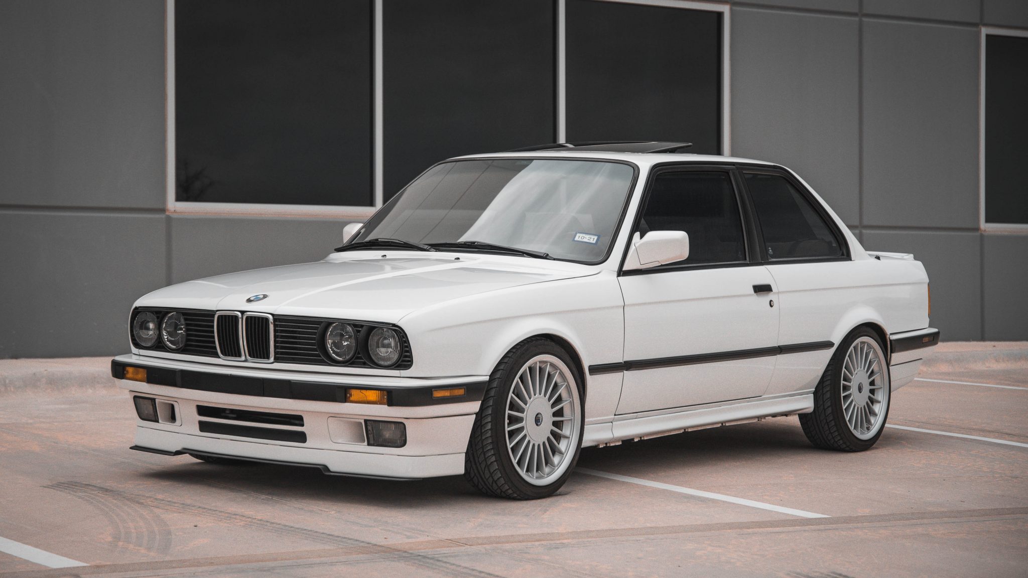 1991 BMW E30 3-Series Coupe 