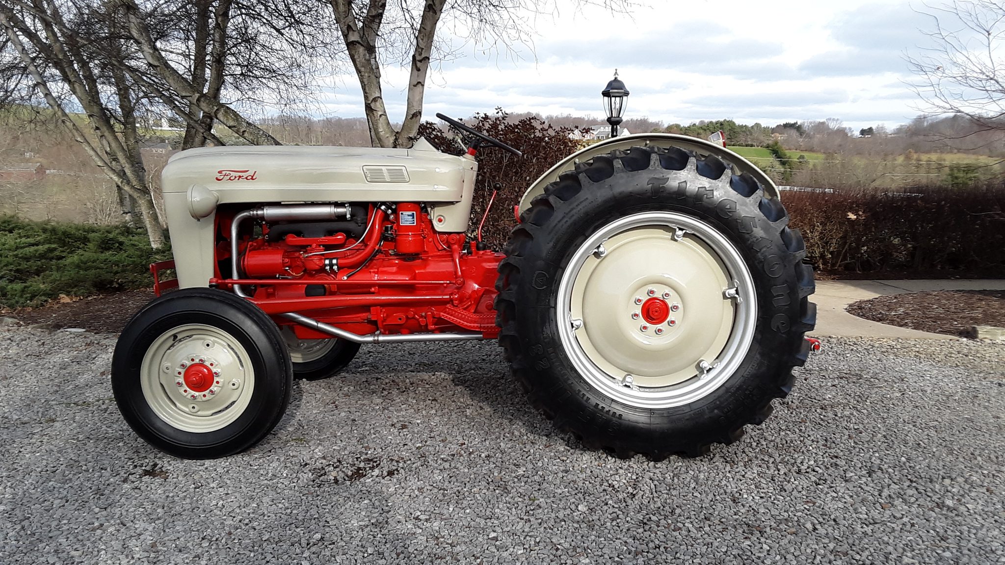 1953 Ford Tractor 