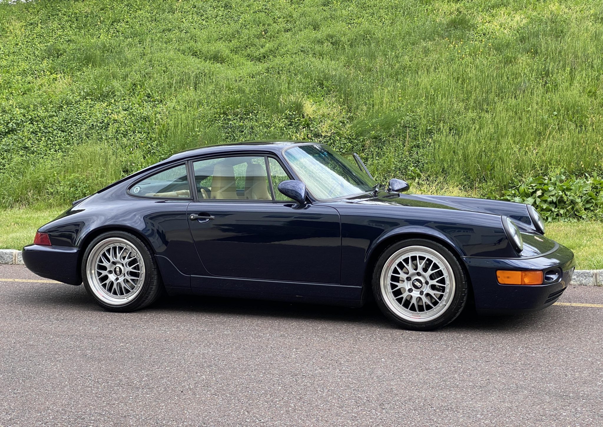 1993 Porsche 964 911 (Non-Turbo) 
