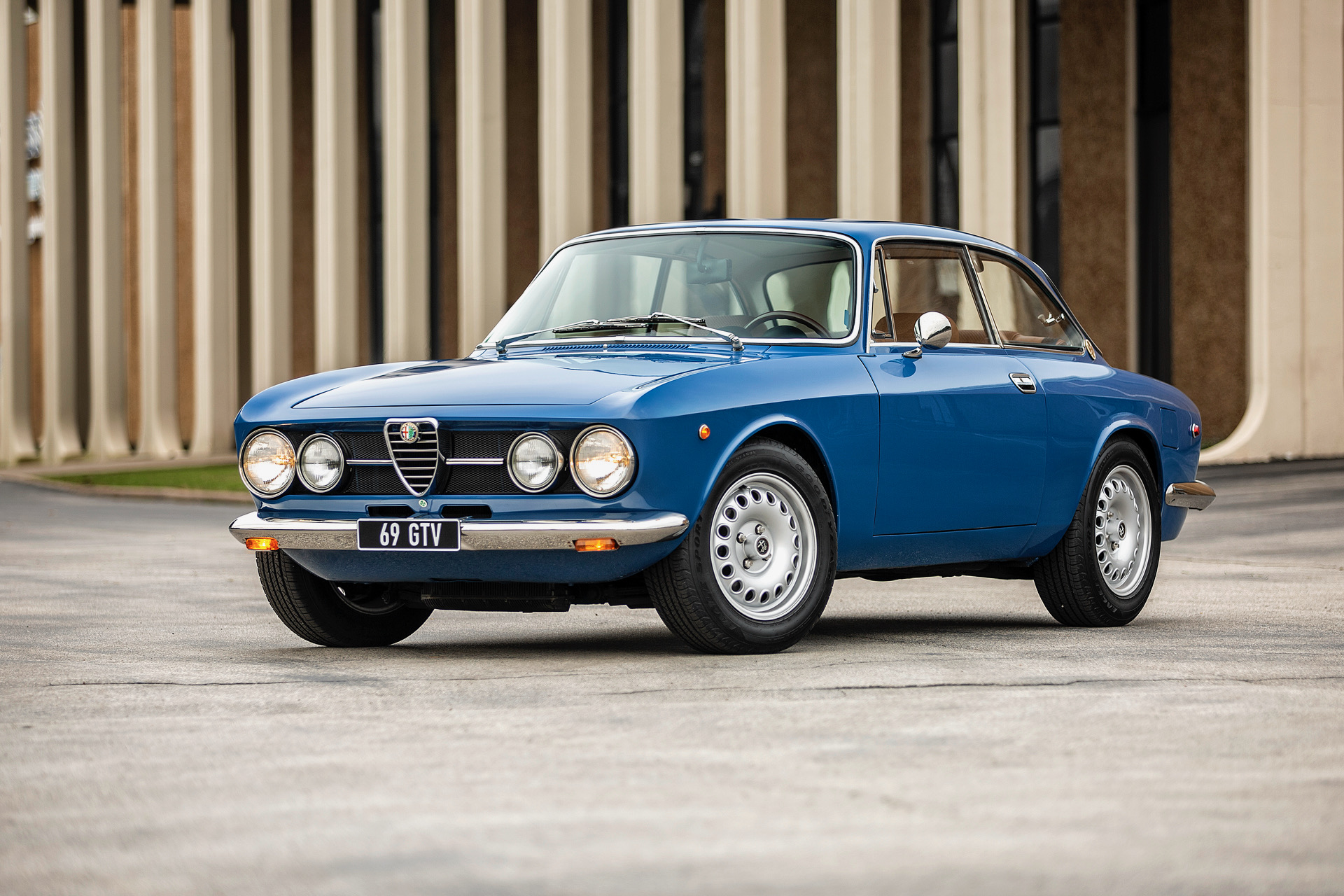 1969 Alfa Romeo 105/115 Series Coupe 