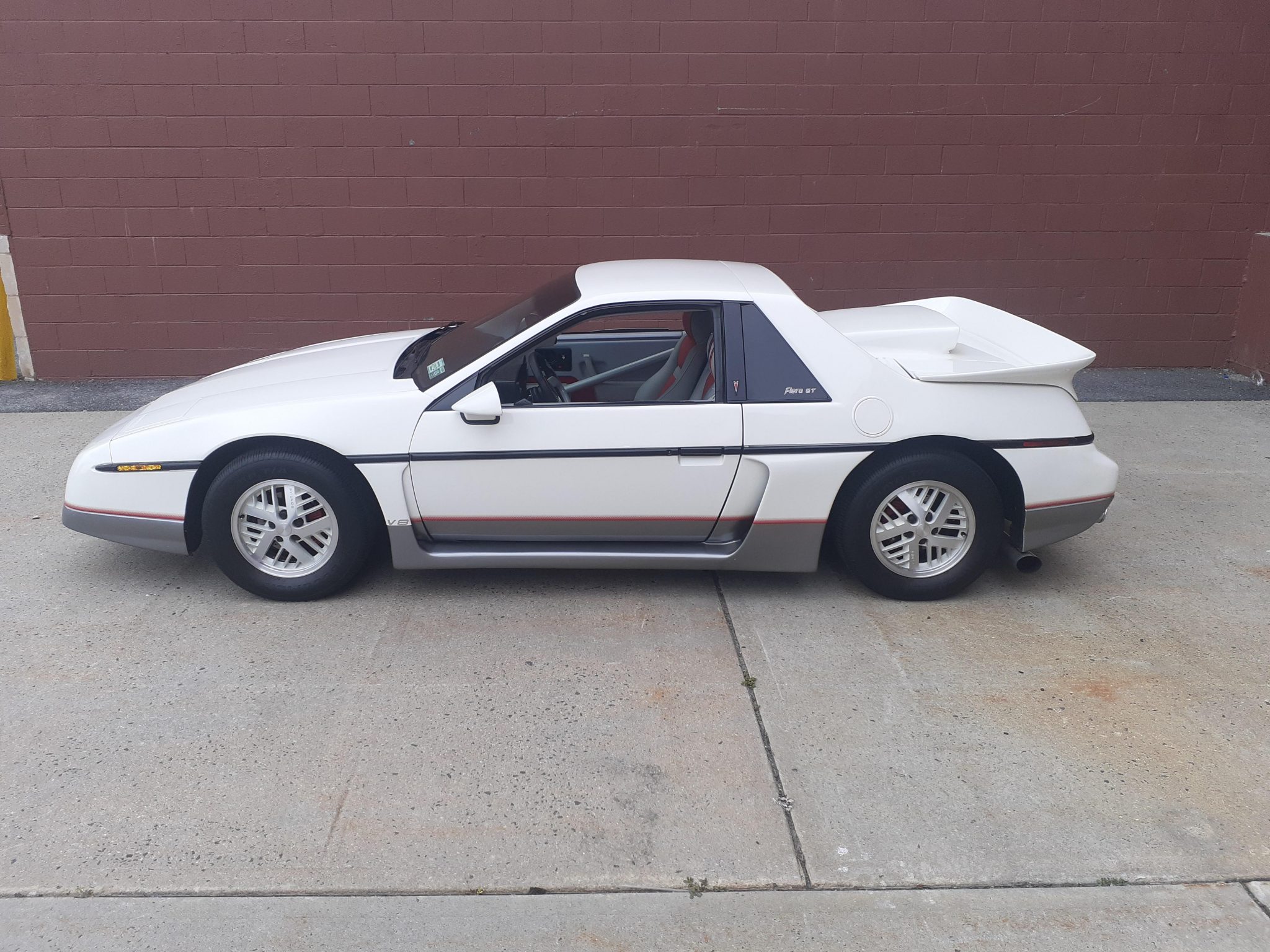 1984 Pontiac Fiero 