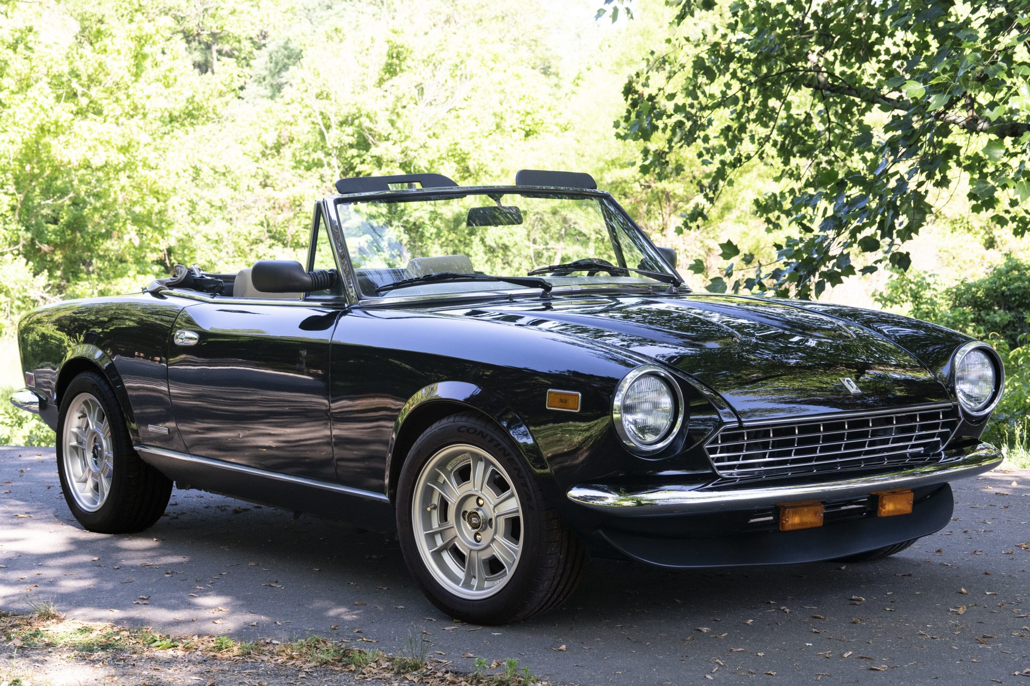 1984 Fiat 124 Spider (1966-1985) 