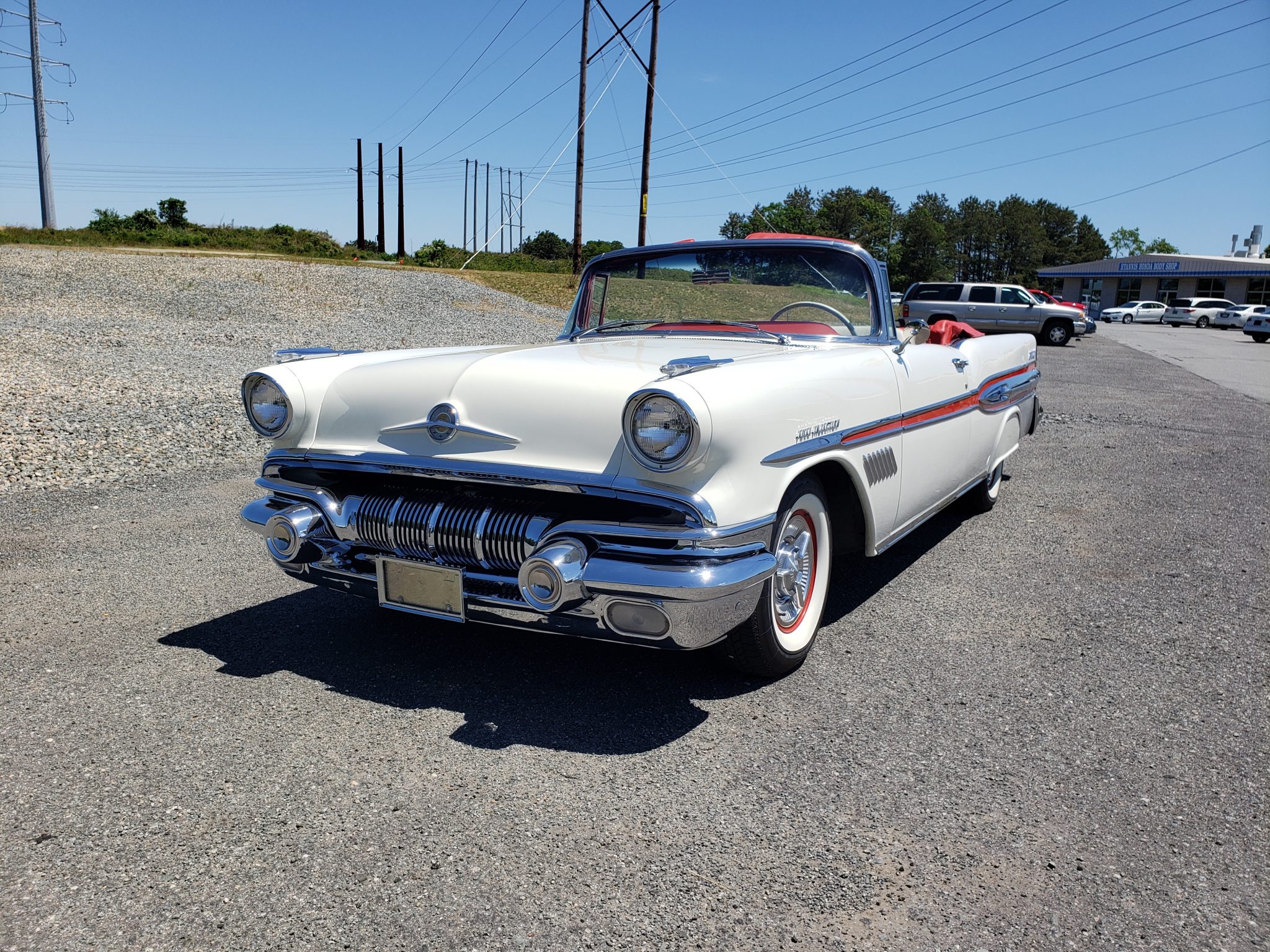1957 Pontiac Bonneville 