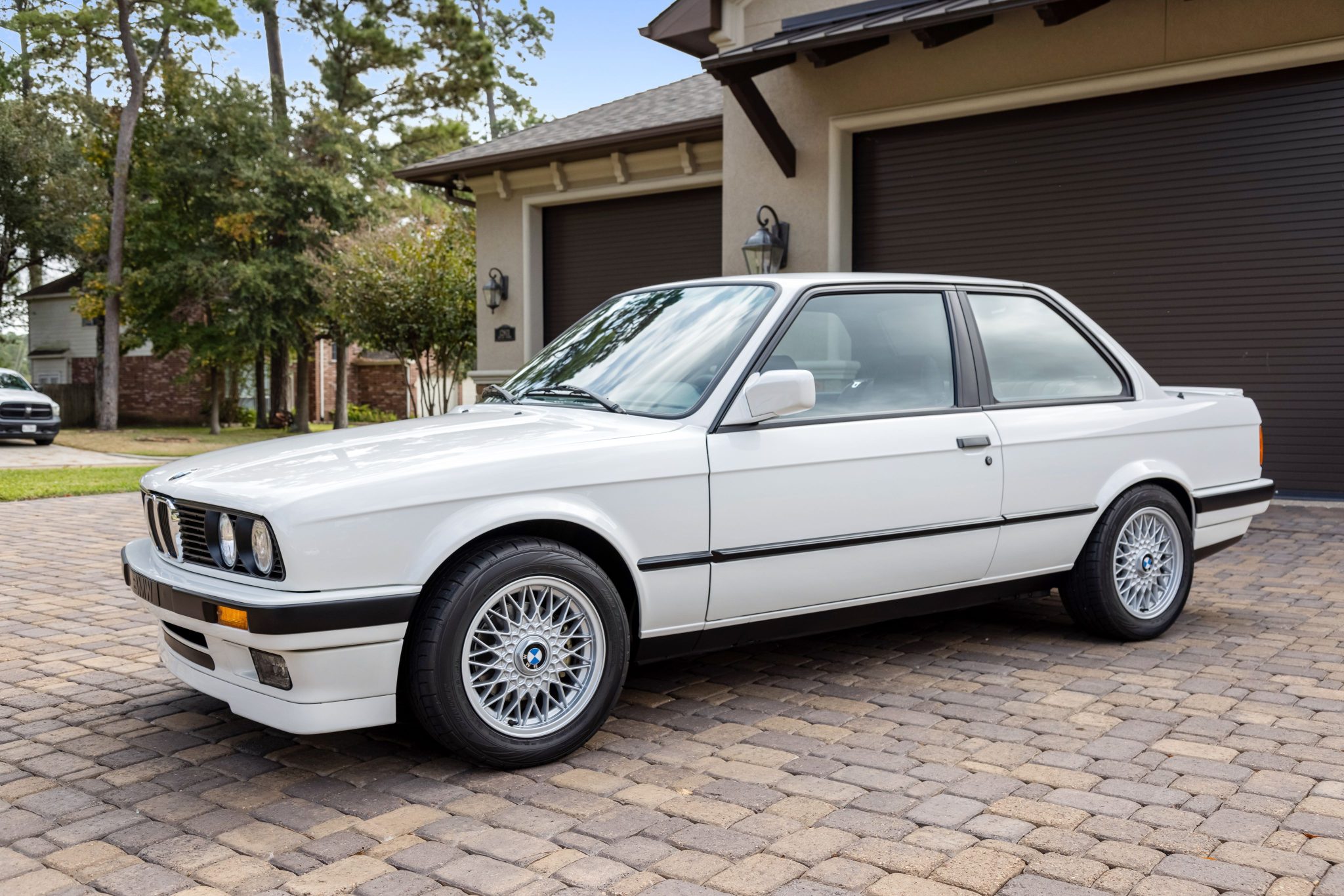 1991 BMW E30 3-Series Coupe 