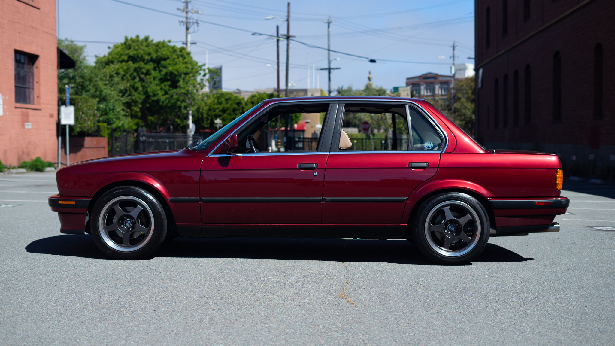 1990 BMW E30 3-Series Sedan 