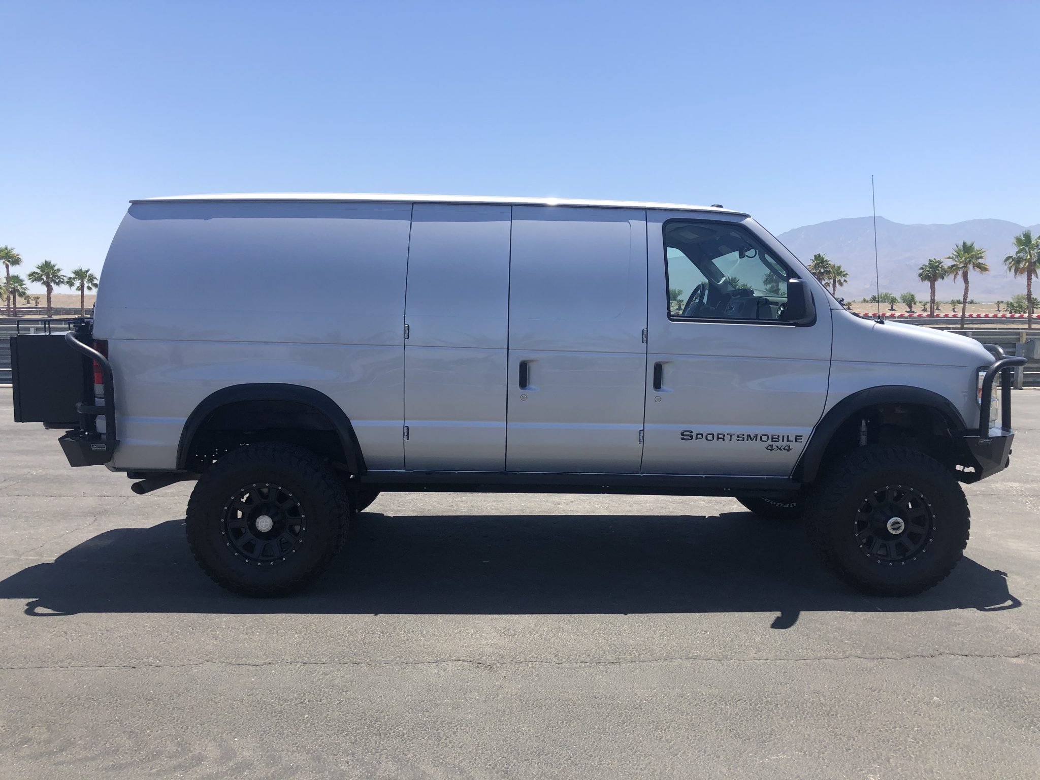 2013 Ford Econoline Van 