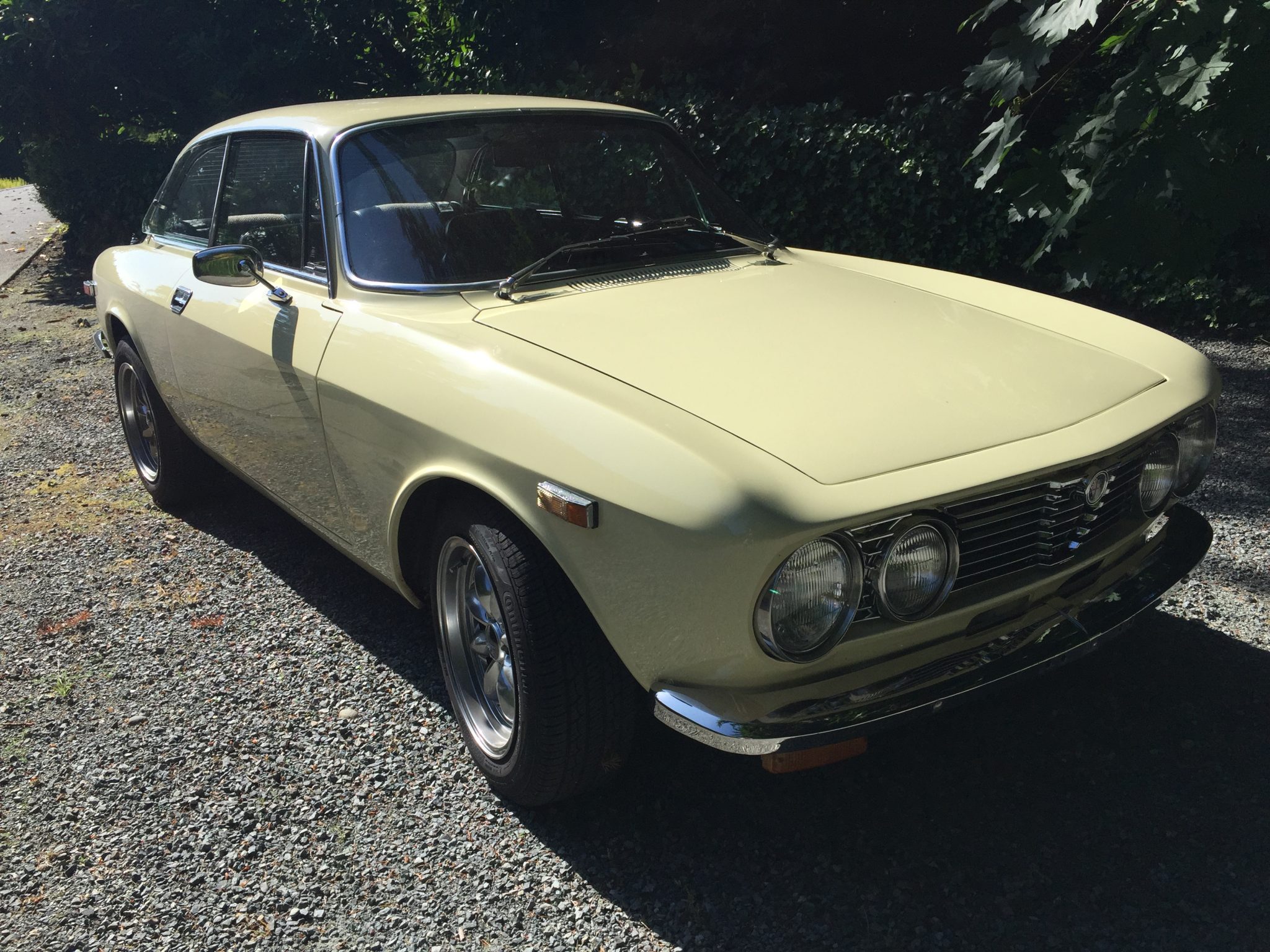 1974 Alfa Romeo 105/115 Series Coupe 