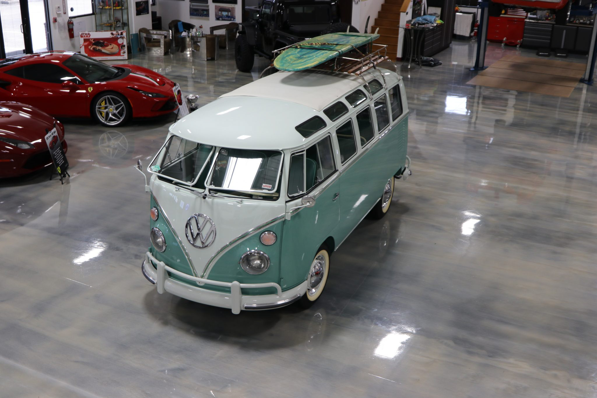 1964 Volkswagen Split-Window Bus 