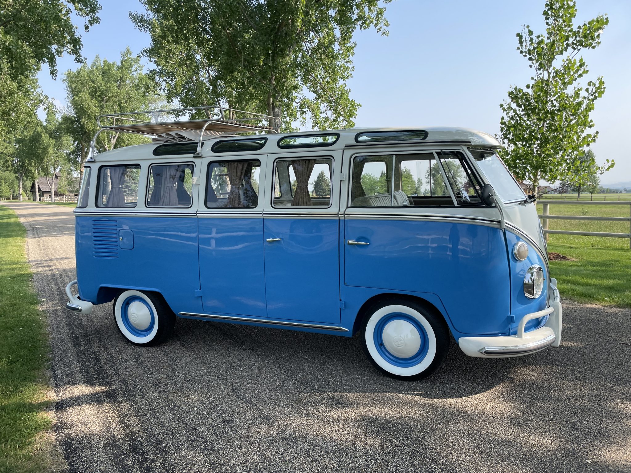 1968 Volkswagen Split-Window Bus 