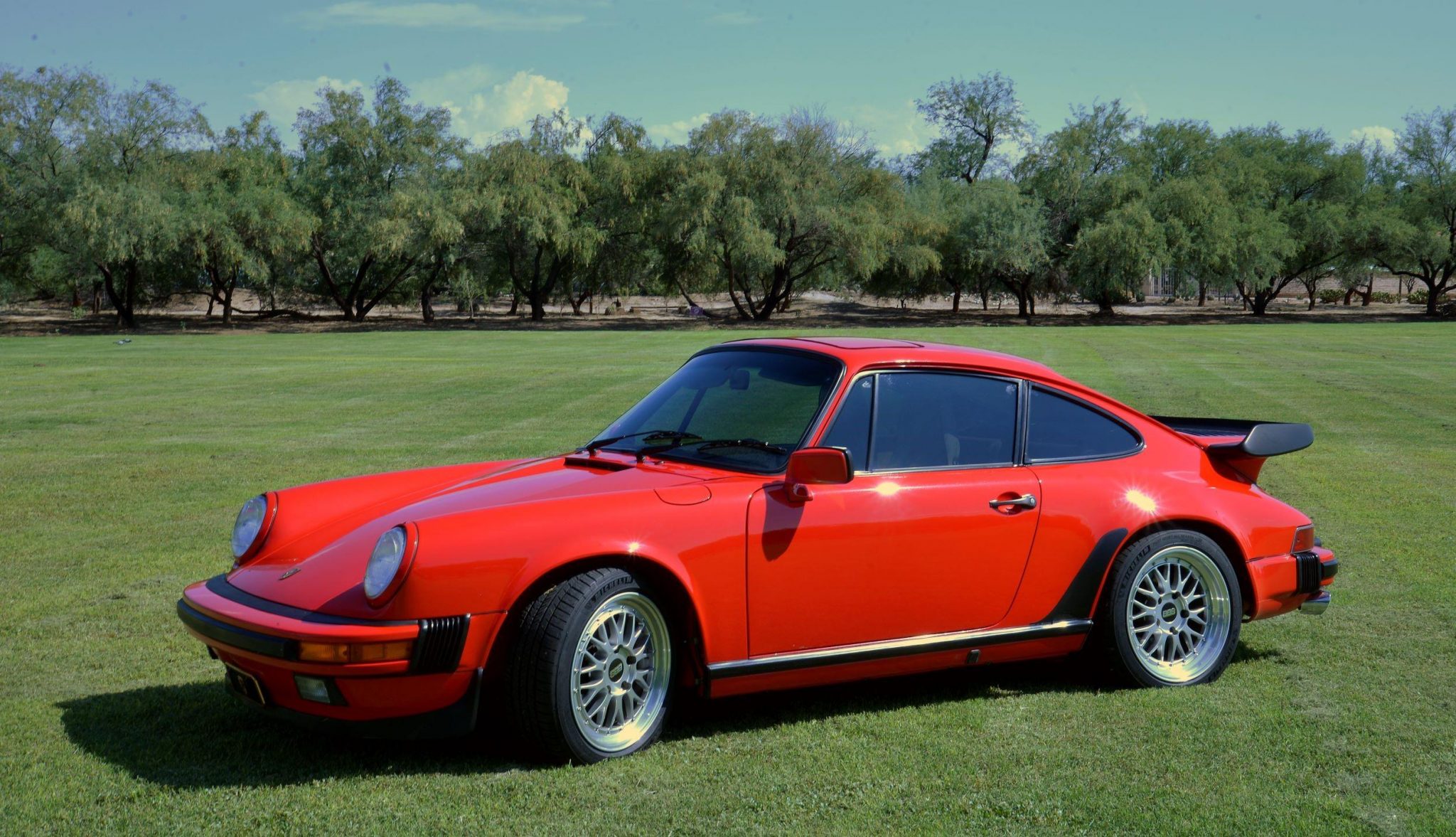 1988 Porsche 911 Carrera 3.2 