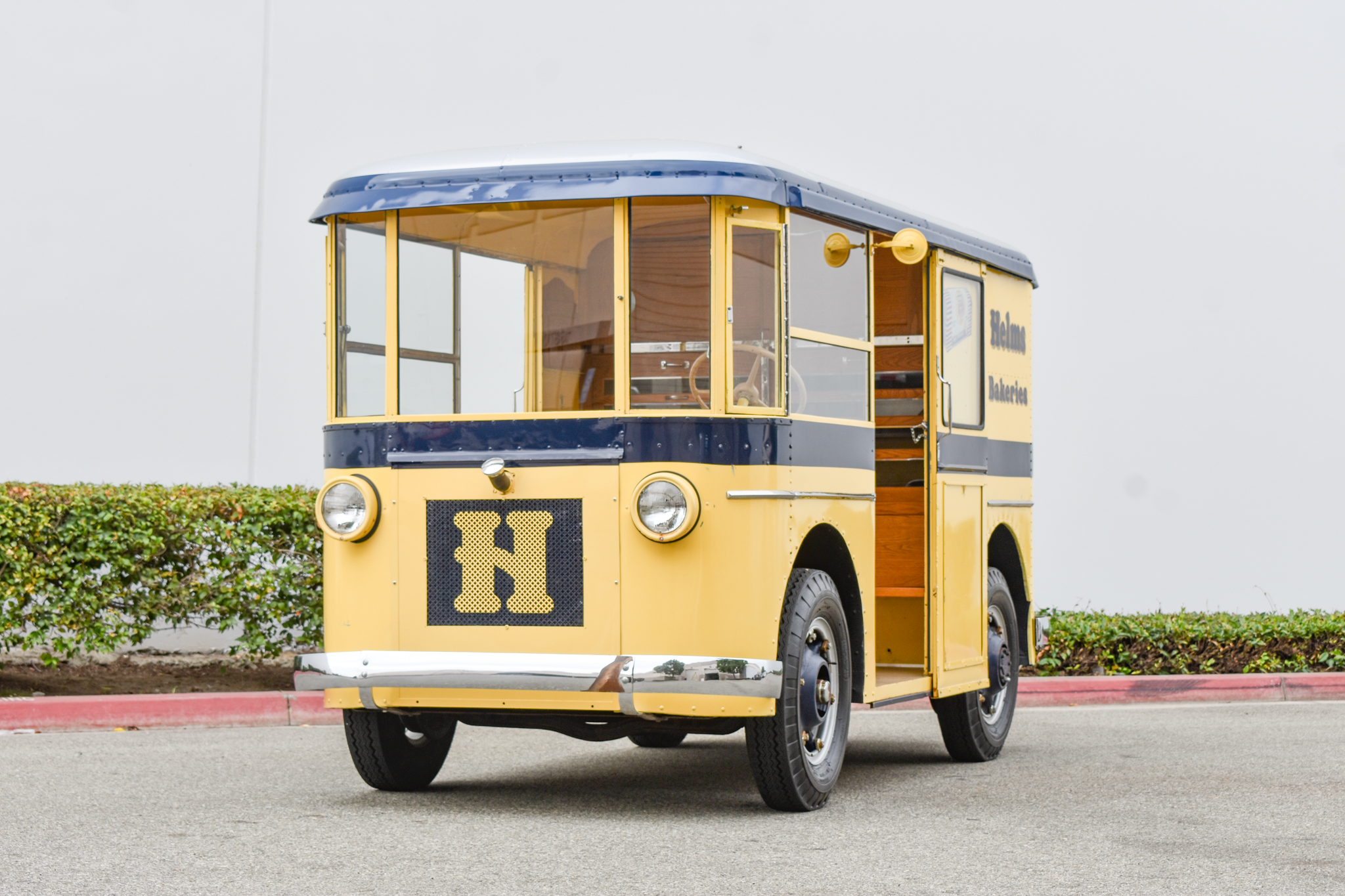 1931 Twin Coach Delivery Truck 