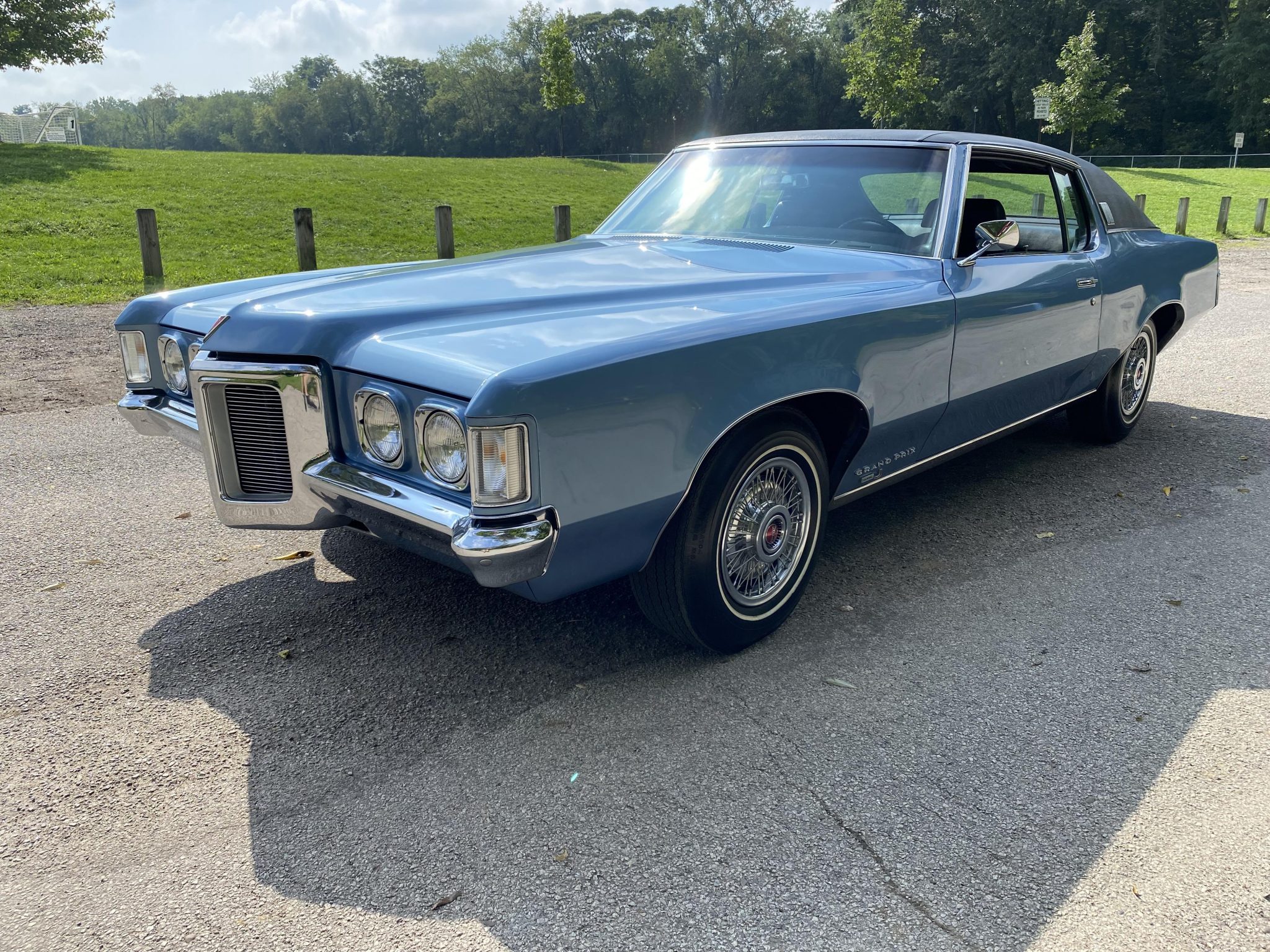 1969 Pontiac Grand Prix 