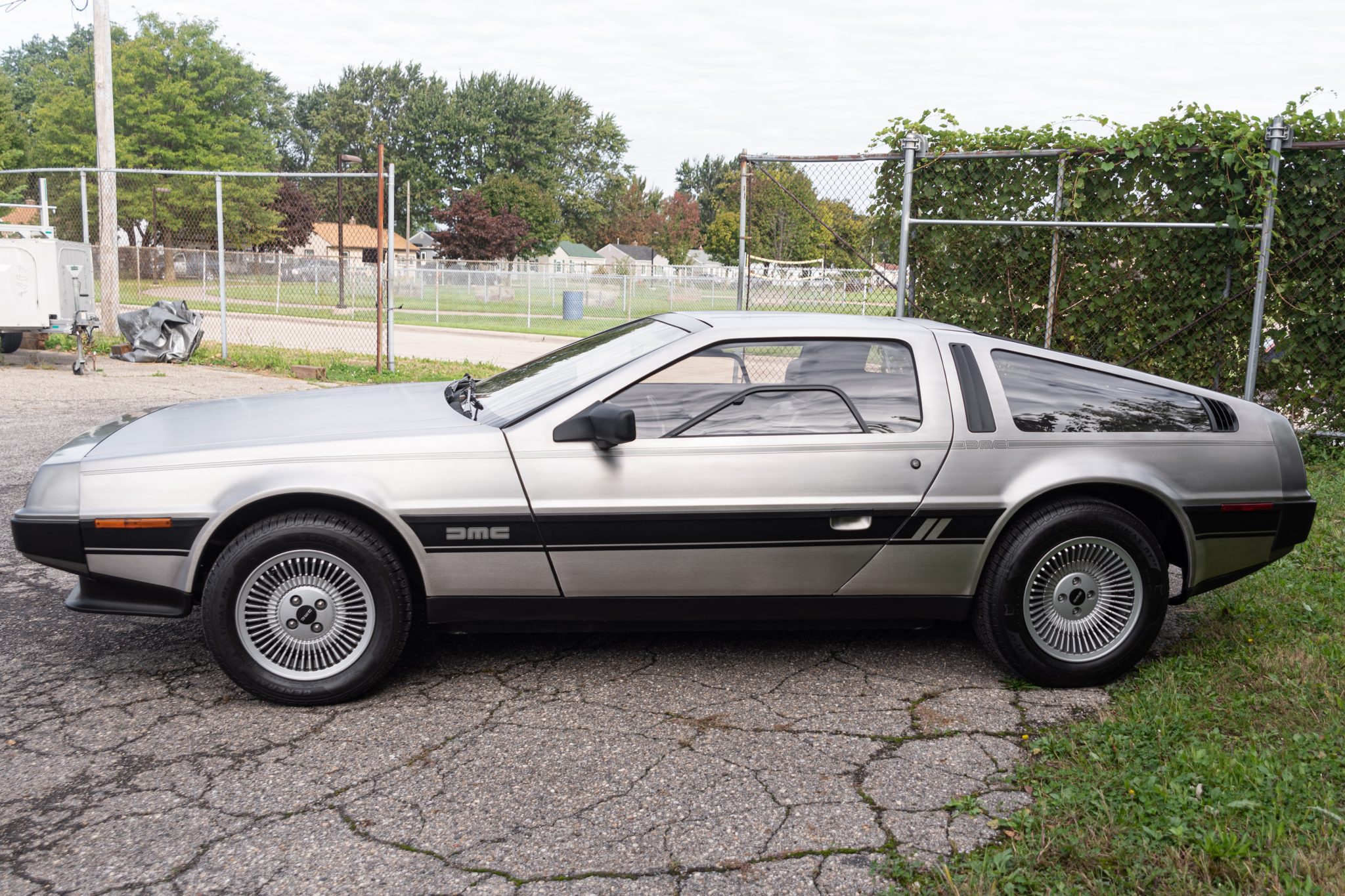 1981 DeLorean DMC-12 