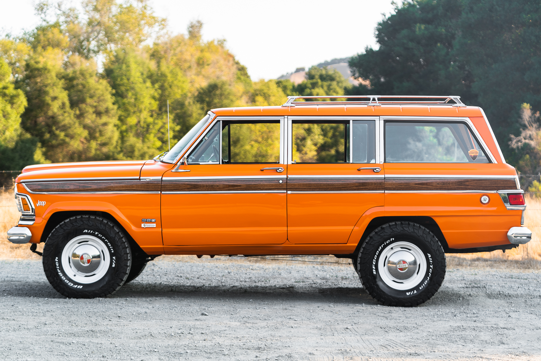 1972 Jeep SJ Wagoneer 