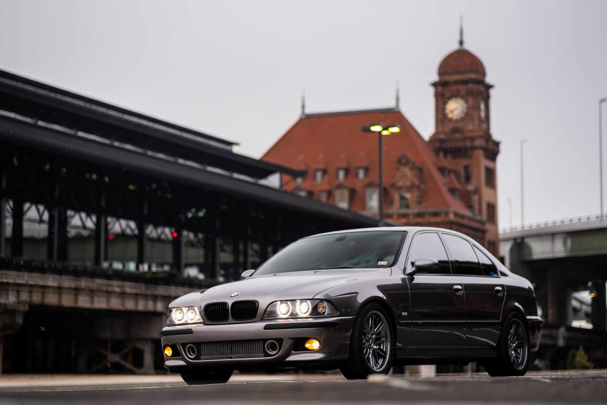 2003 BMW E39 M5 